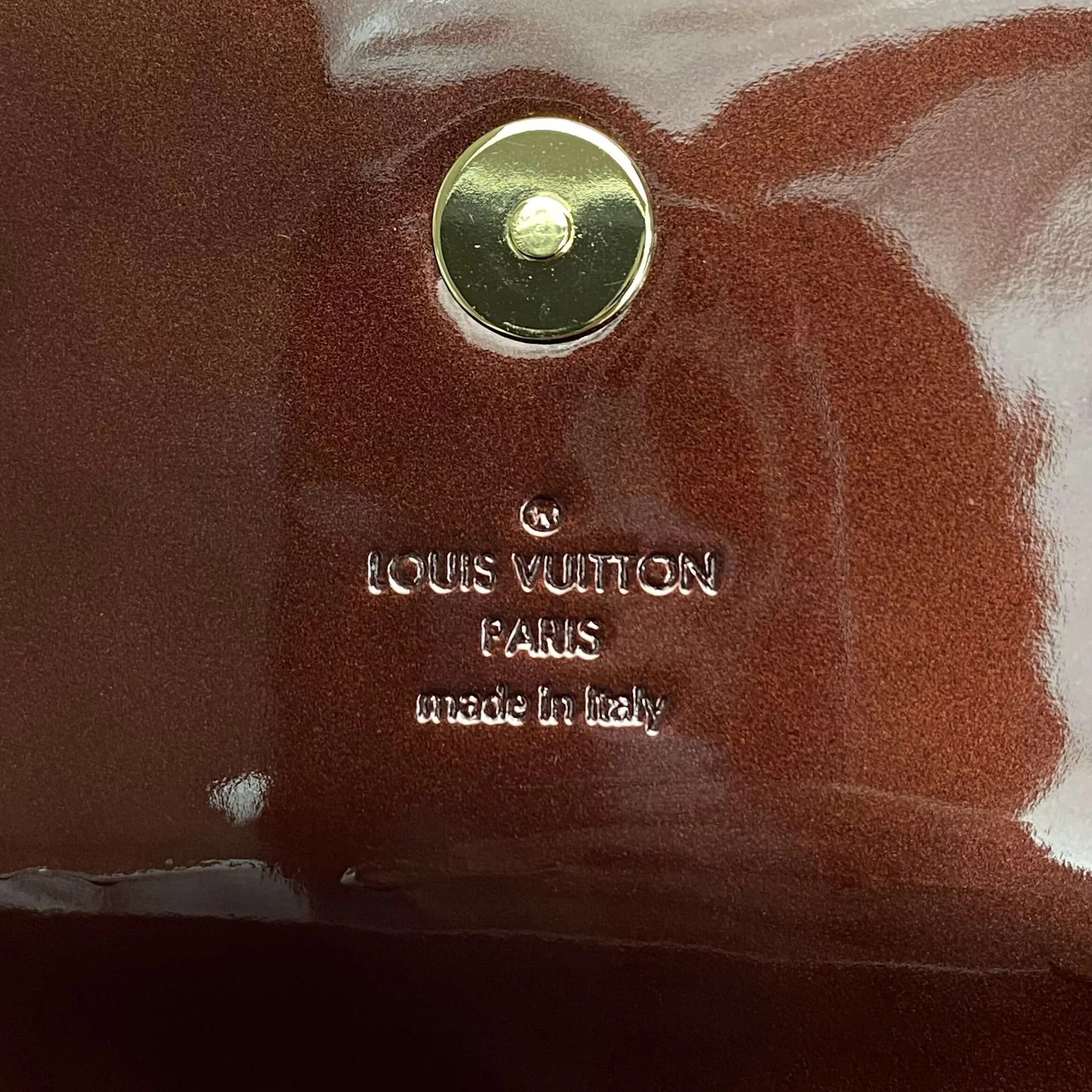 Clutch Louis Vuitton Sobe Verniz Vinho