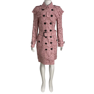 Trench Coat Rendado Burberry Rosa