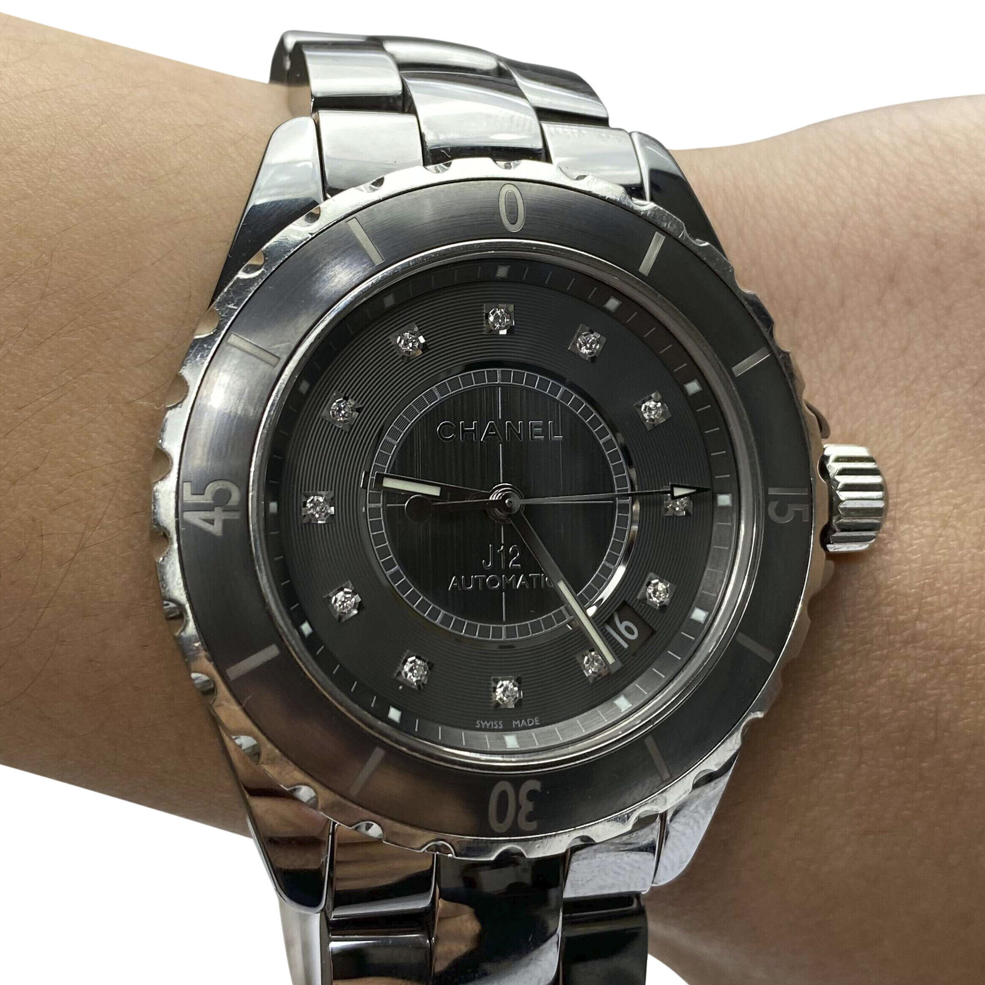 Relógio Chanel J12 Cerâmica Preta com Diamantes