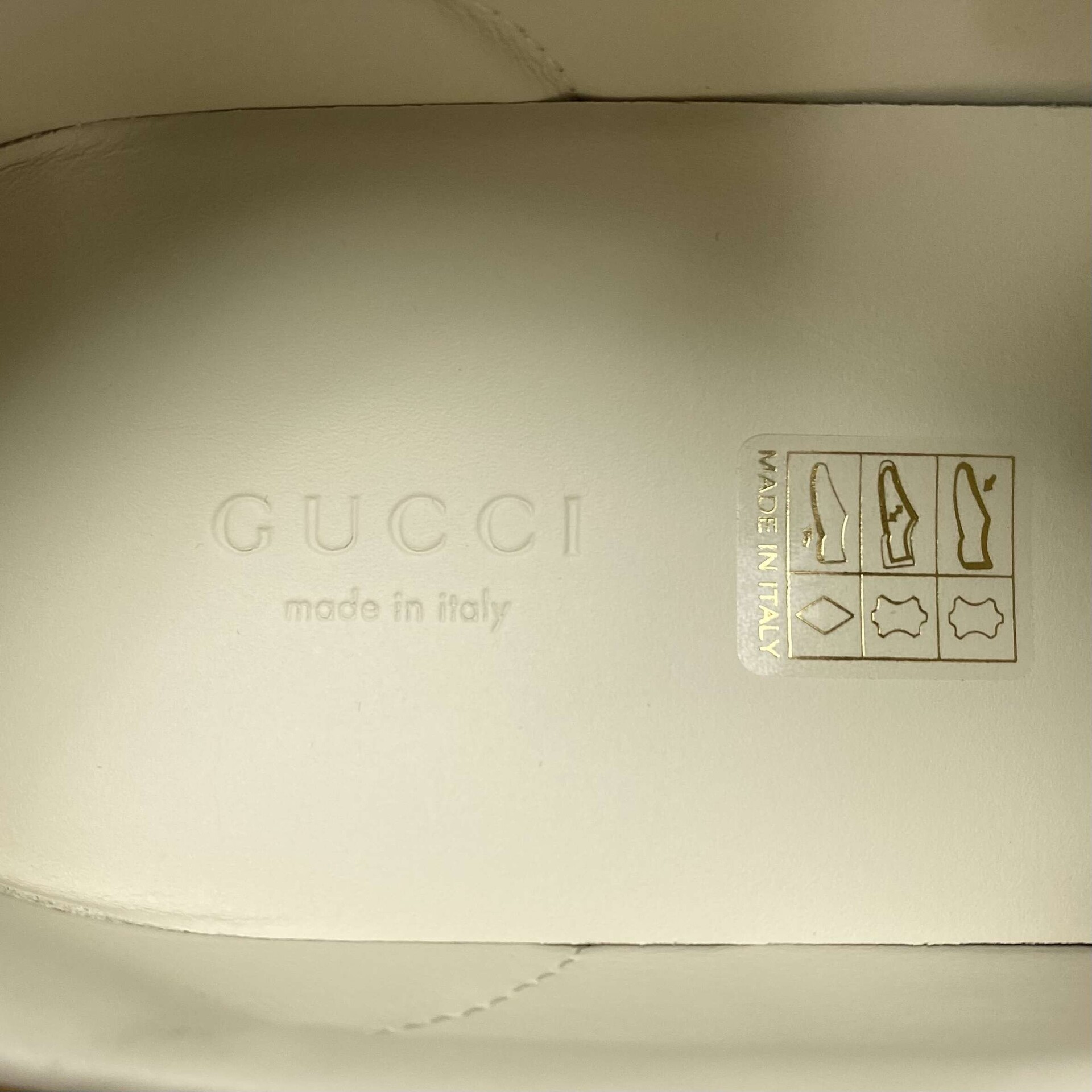 Tênis Gucci Dourado