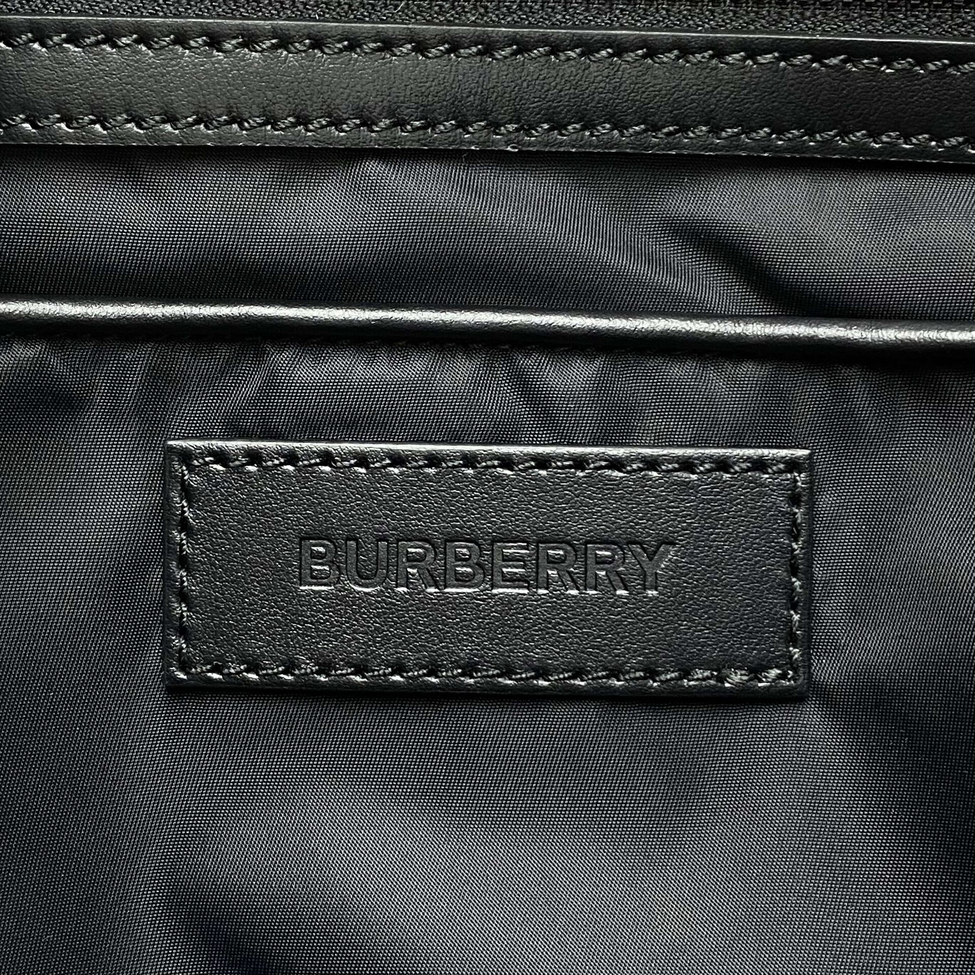 Mochila Burberry Nylon Vinho