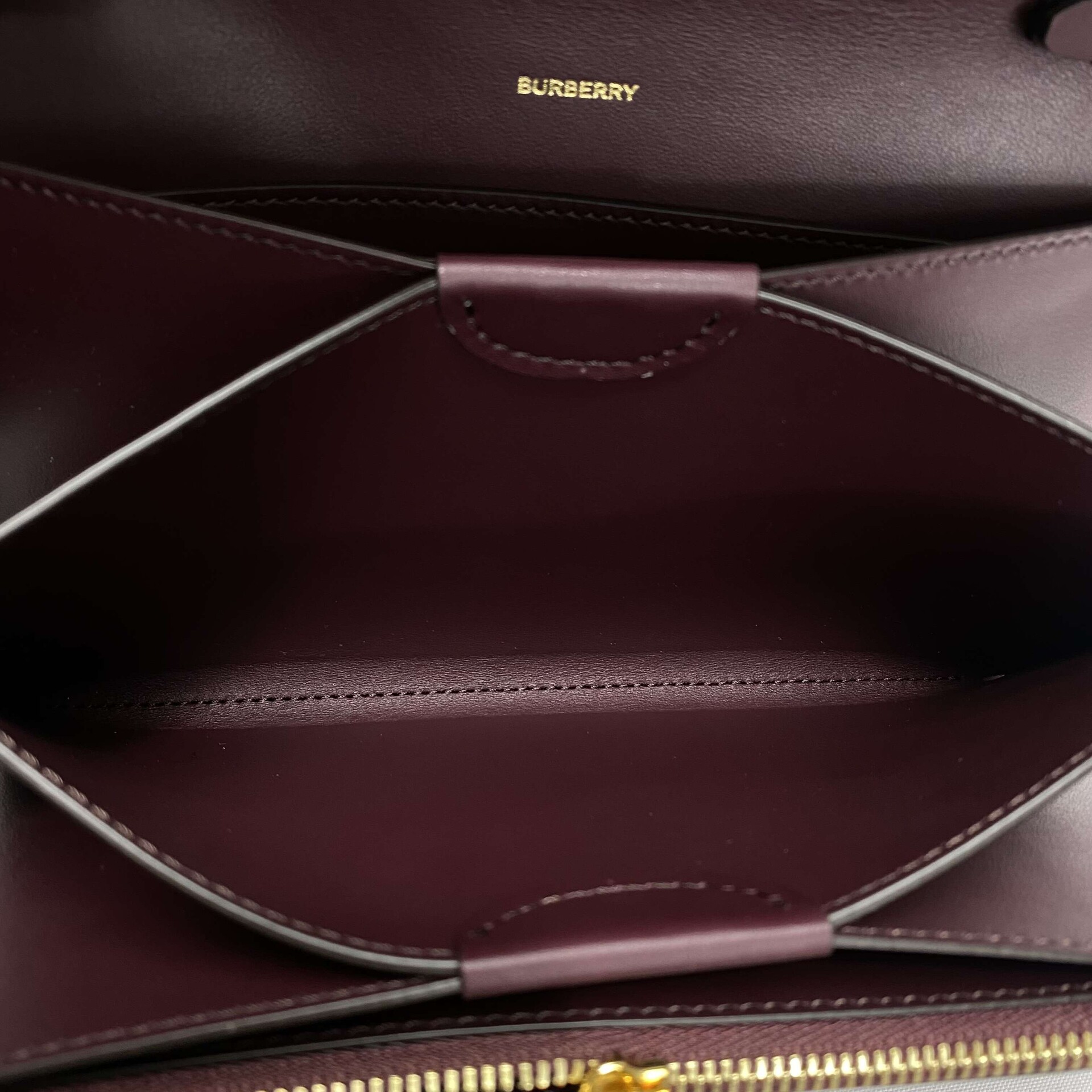 Bolsa Burberry Hazelmere Couro Vinho