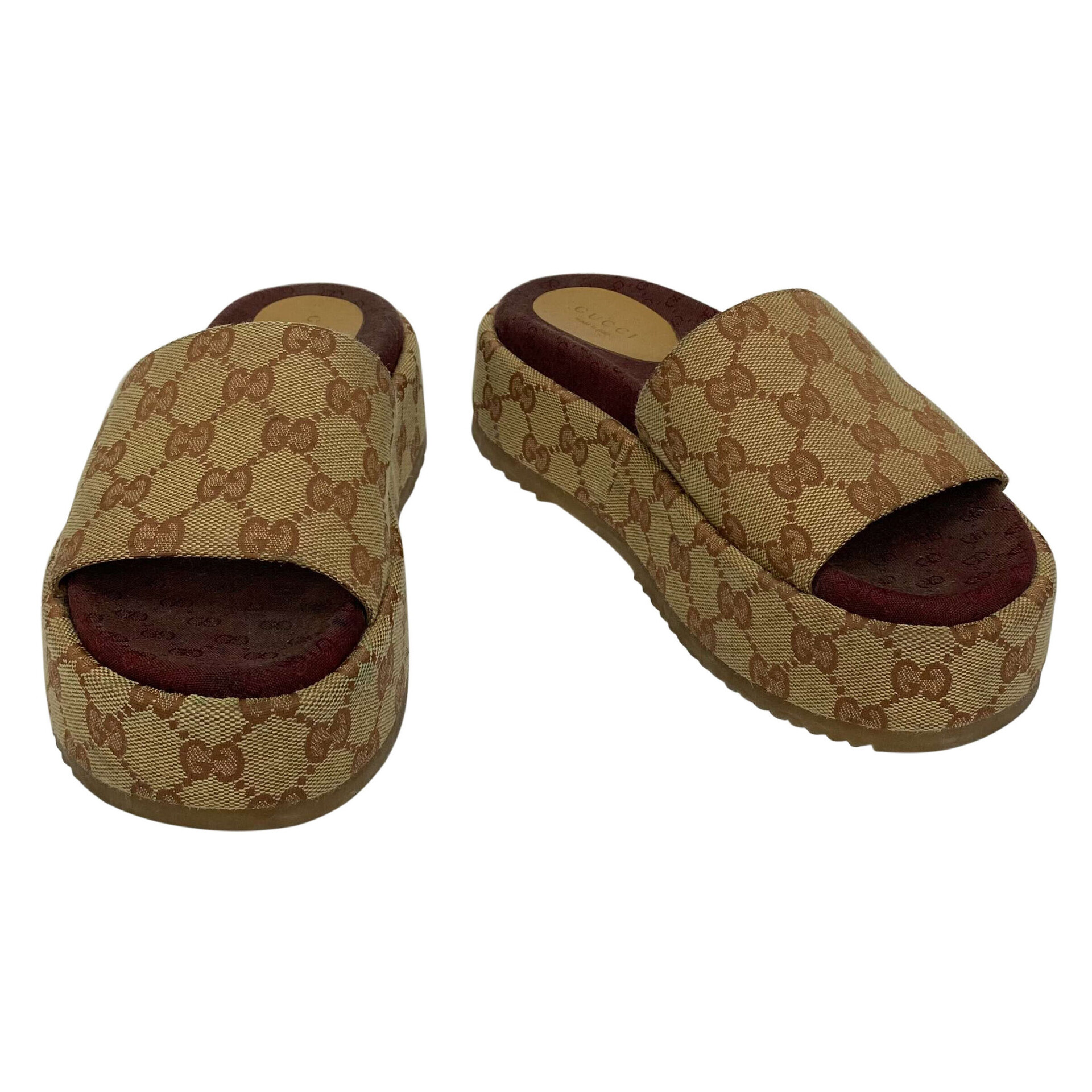 Slide Gucci Plataforma Monograma