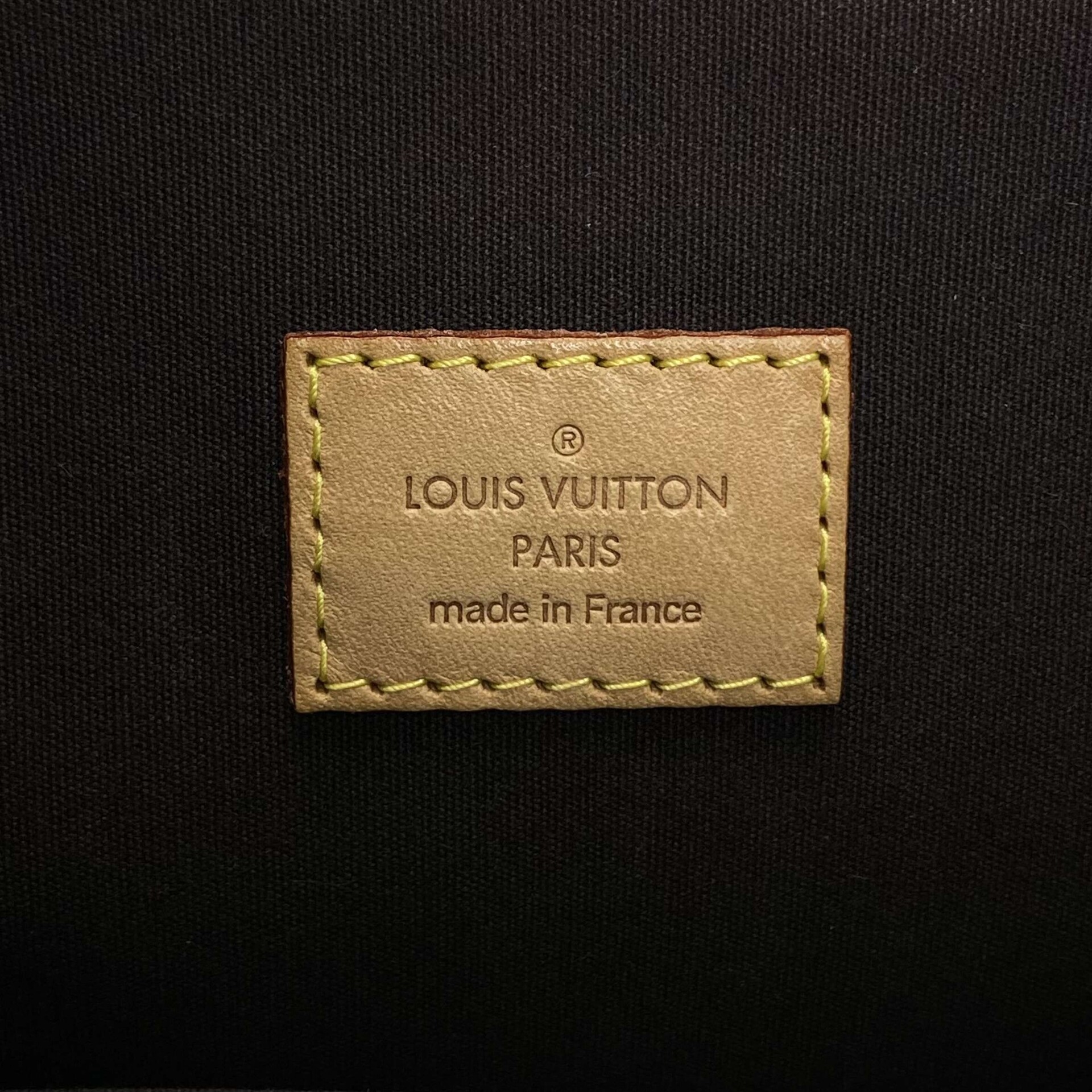 Bolsa Louis Vuitton Alma Verniz GM