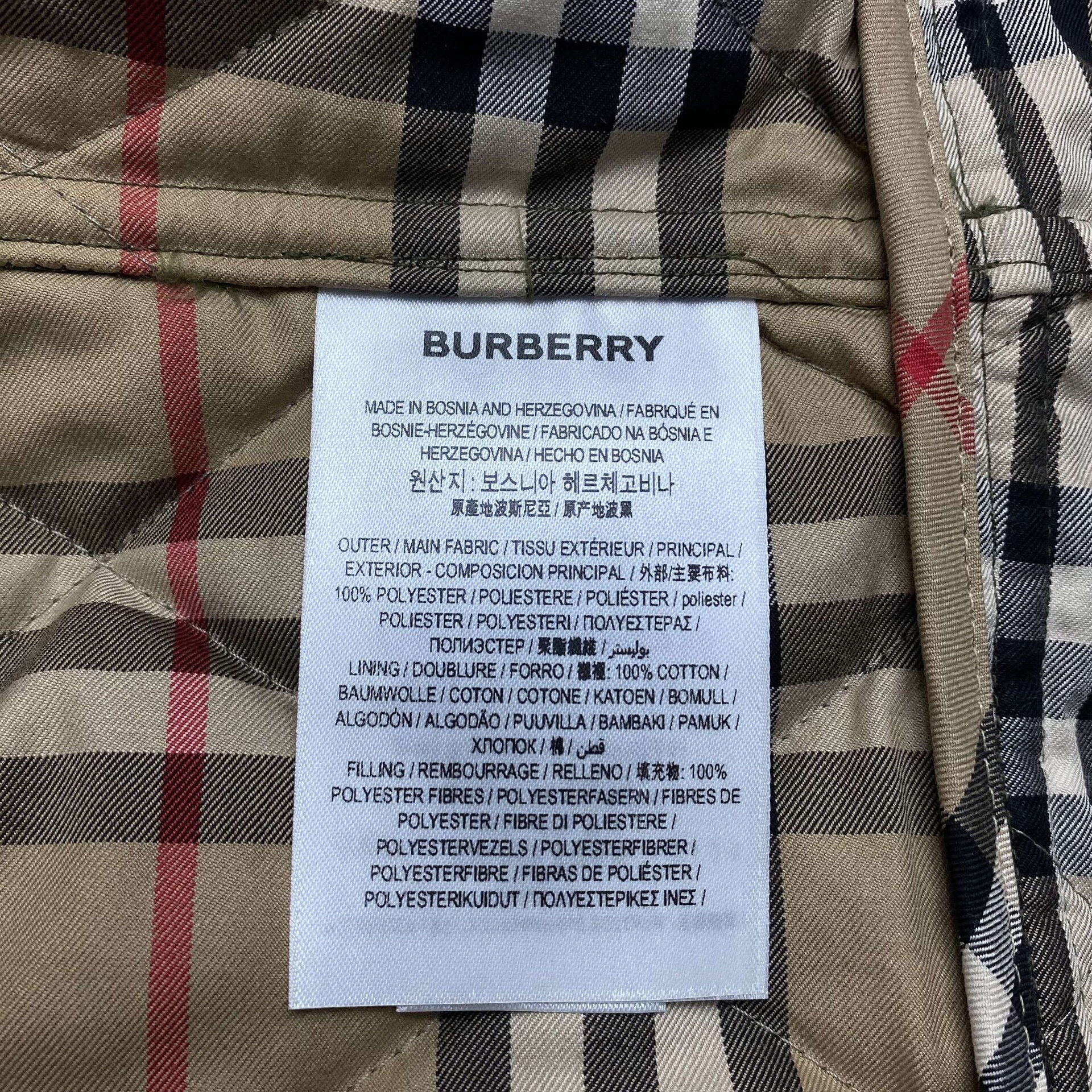 Casaco Burberry Nylon Matelassê Verde