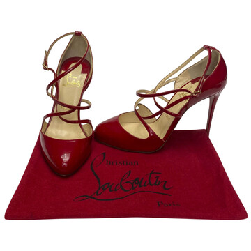 Sapato Christian Louboutin Verniz Vermelho