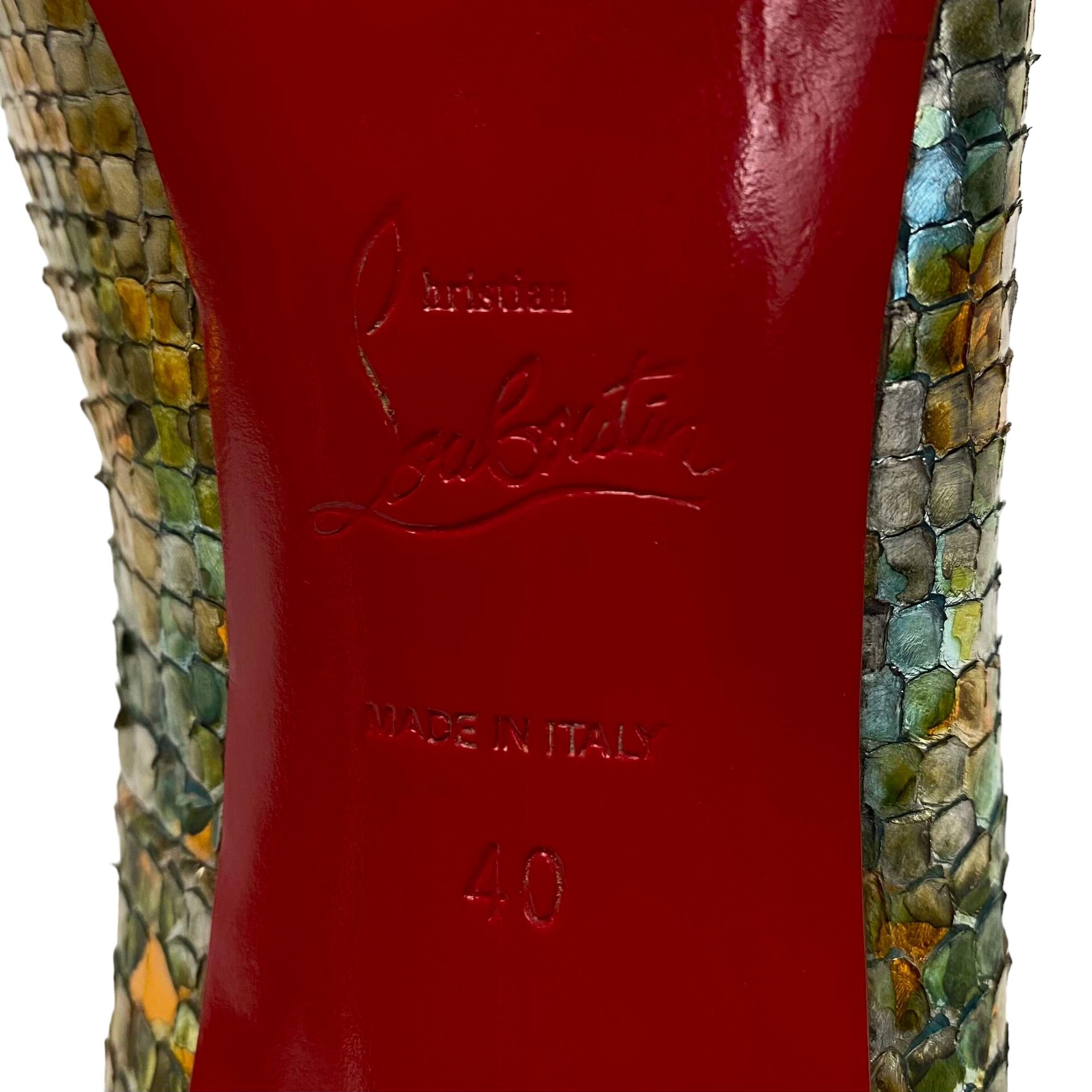 Scarpin Christian Louboutin Píton Dourado