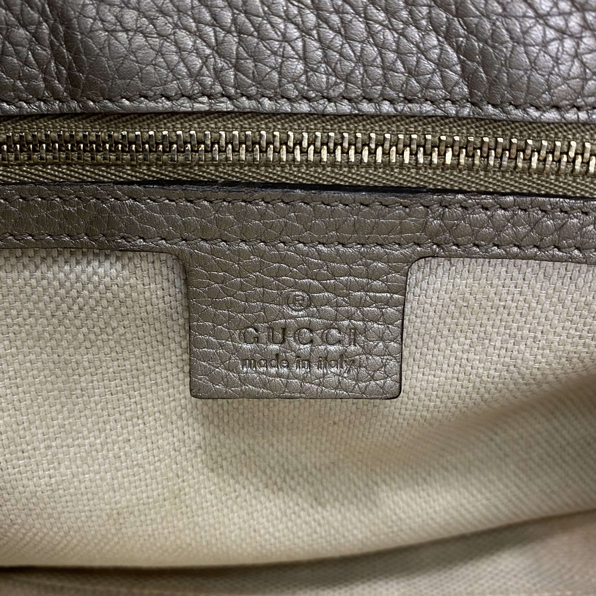 Bolsa Gucci Soho Chain