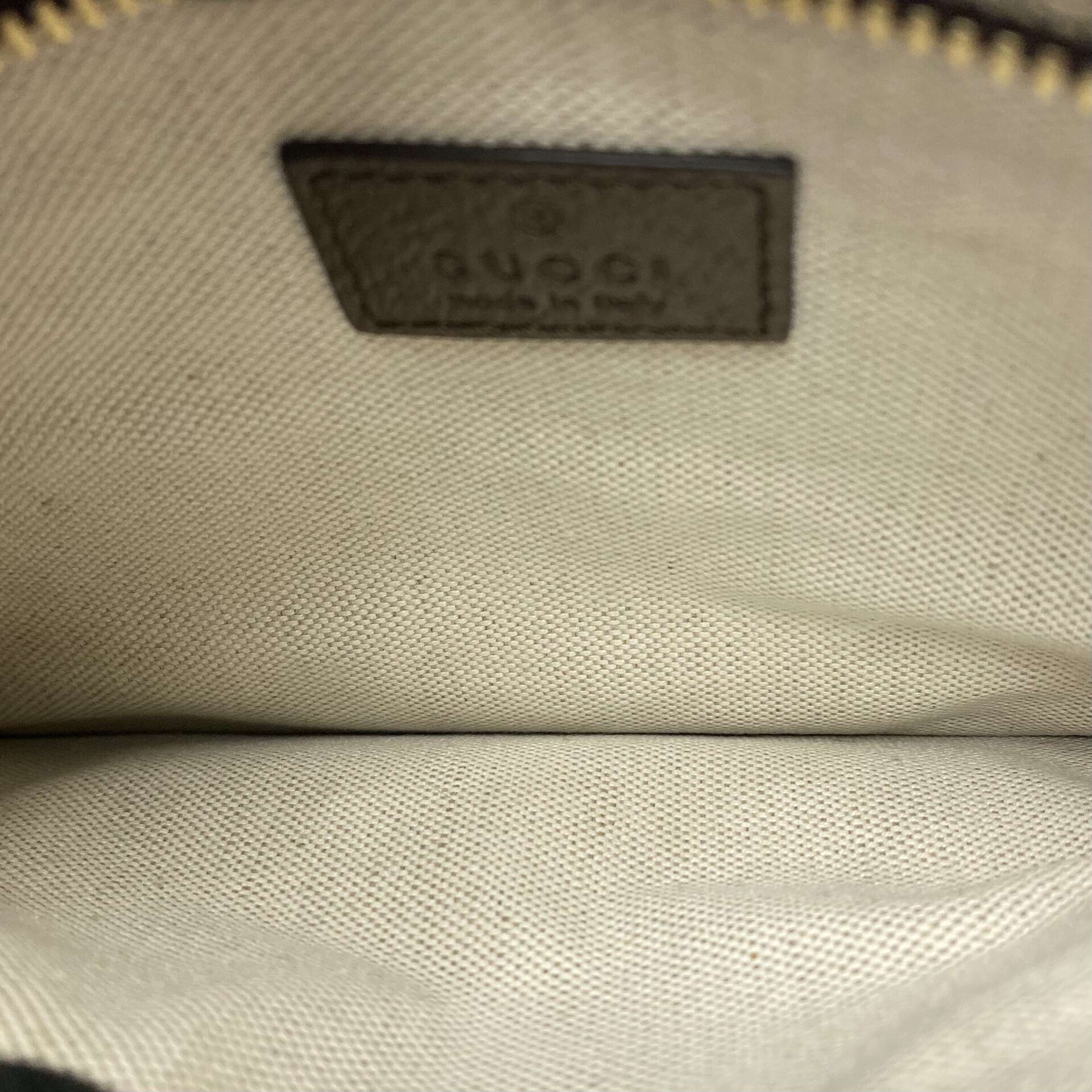 Bolsa Gucci Pochete GG Blondie