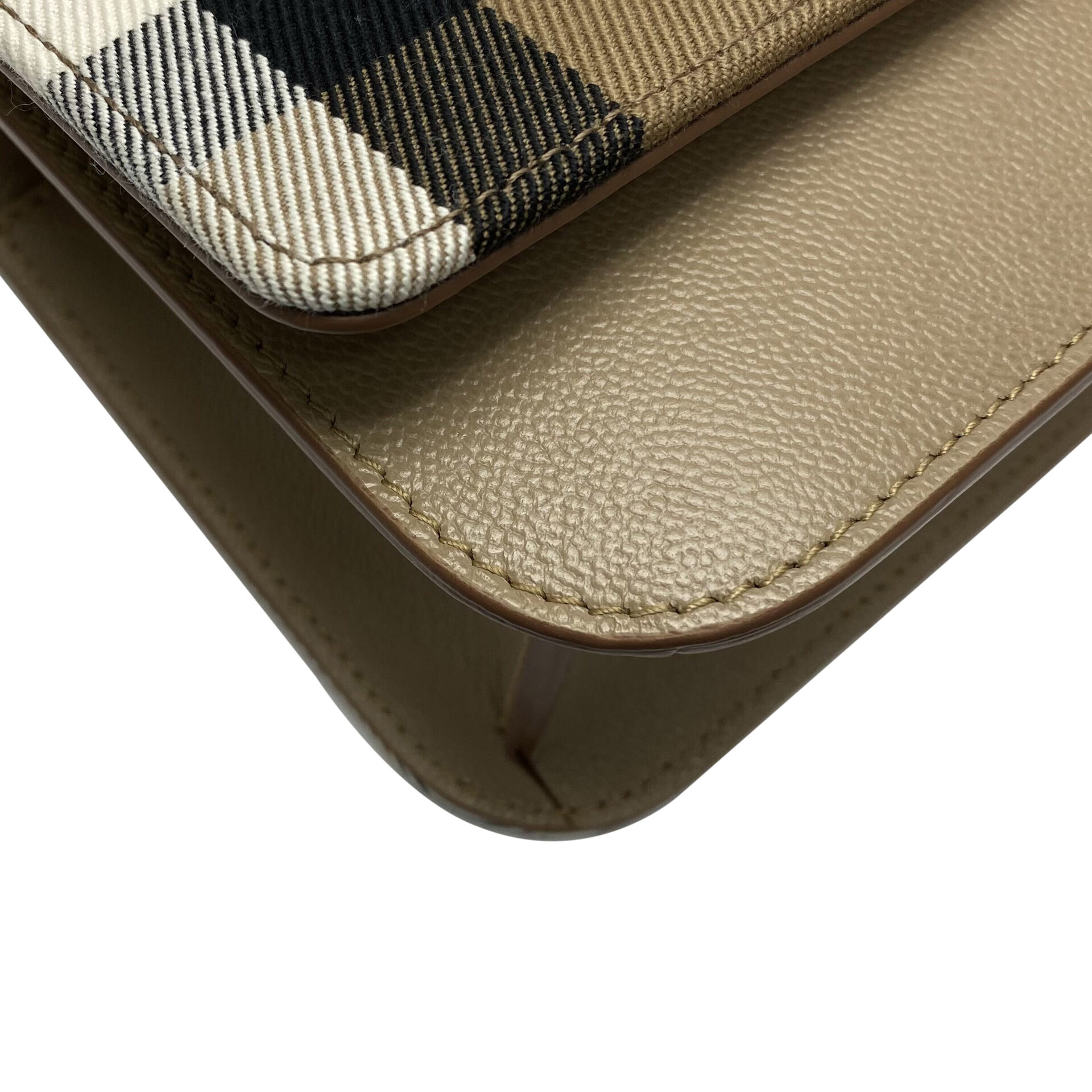 Bolsa Burberry Xadrez