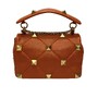 Bolsa Valentino Garavani Roman Stud Laranja