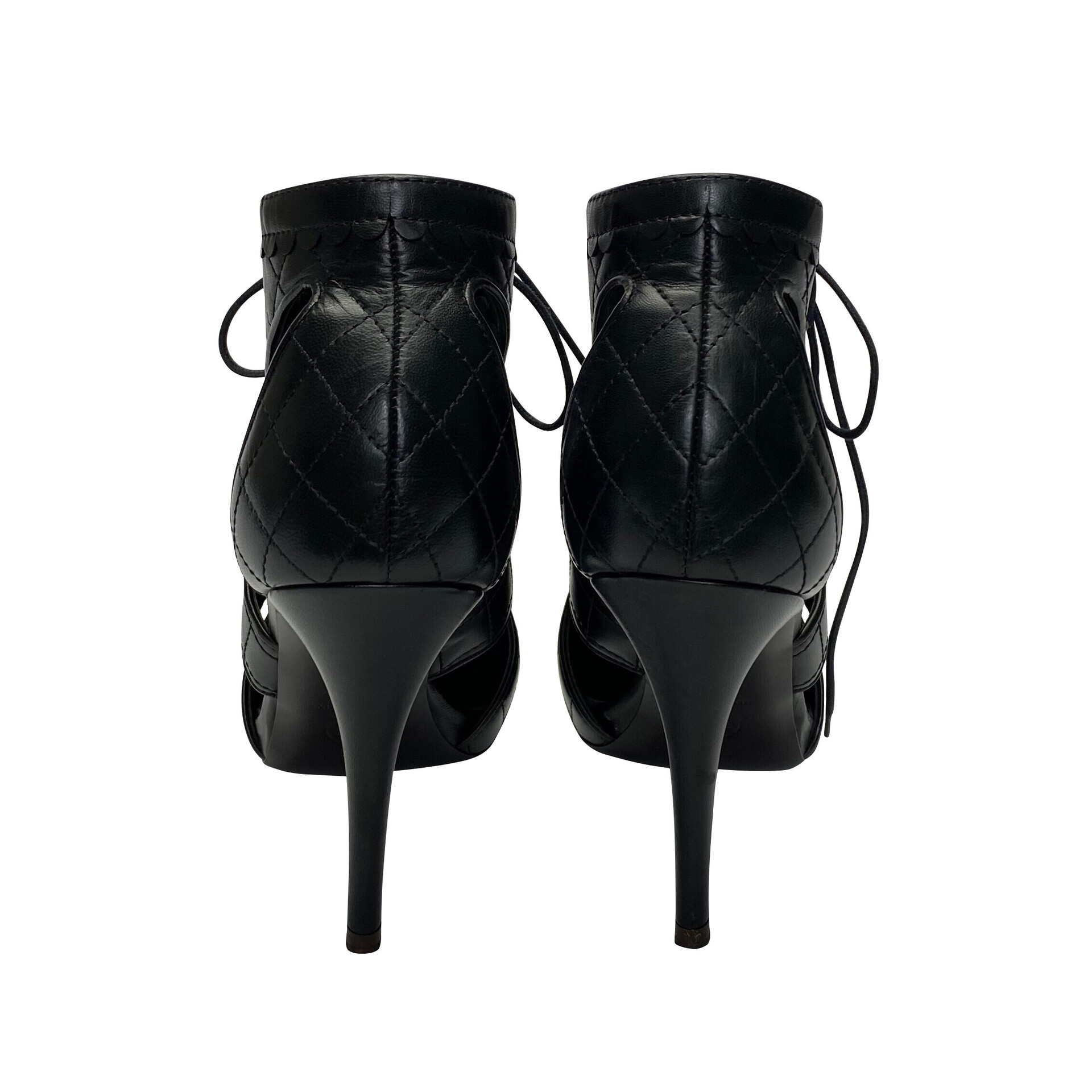 Bota Chanel Couro Preta