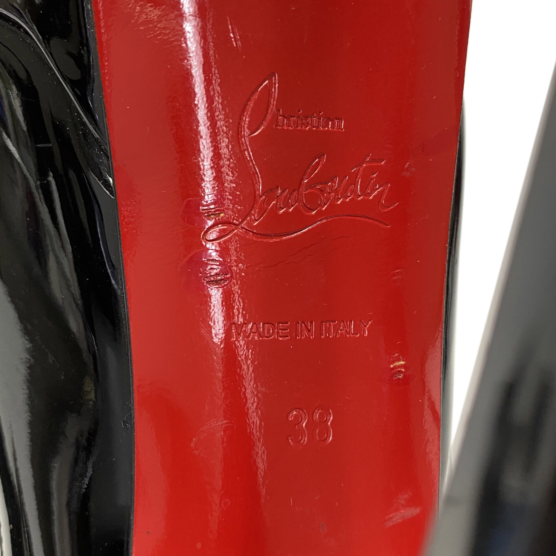 Peep Toe Christian Louboutin Verniz Preto