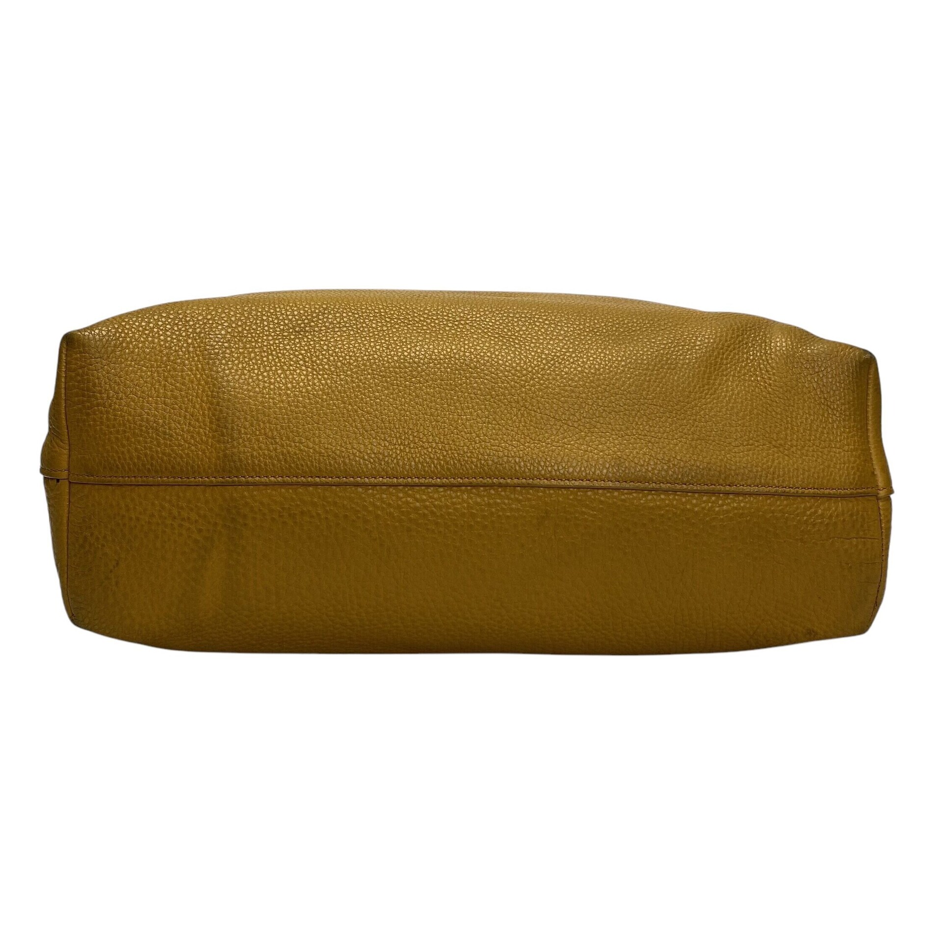 Bolsa Prada Couro