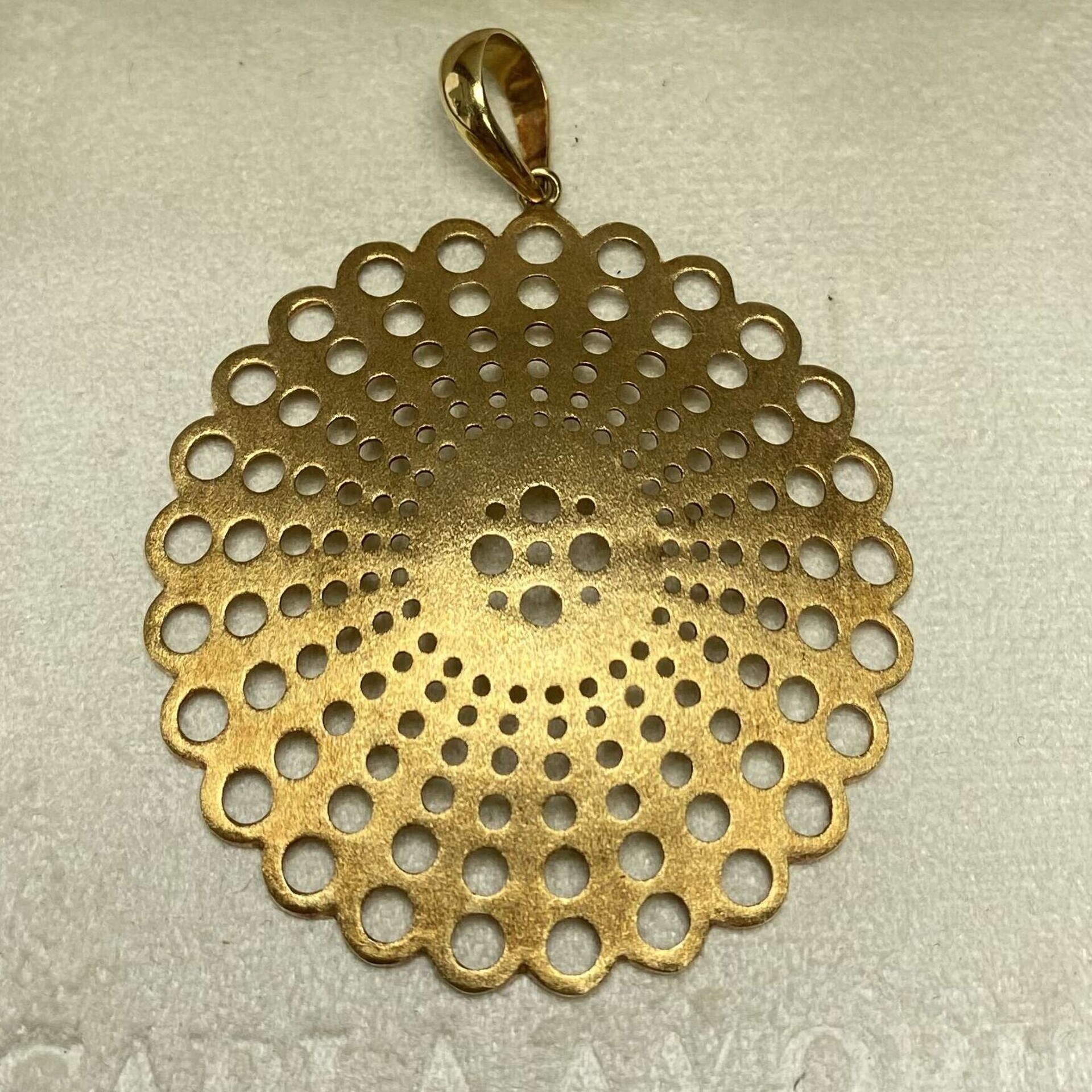 Pingente Carla Amorim Solar Ouro Amarelo