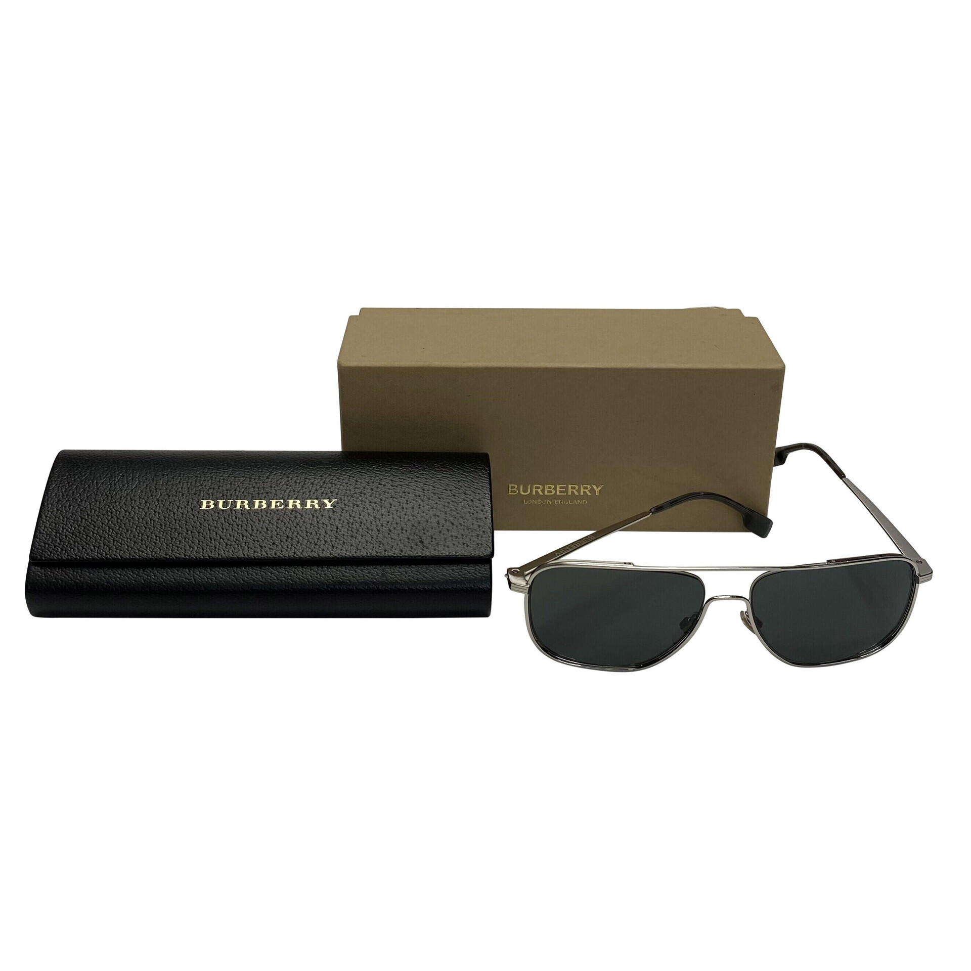 Óculos de Sol Burberry - B3112