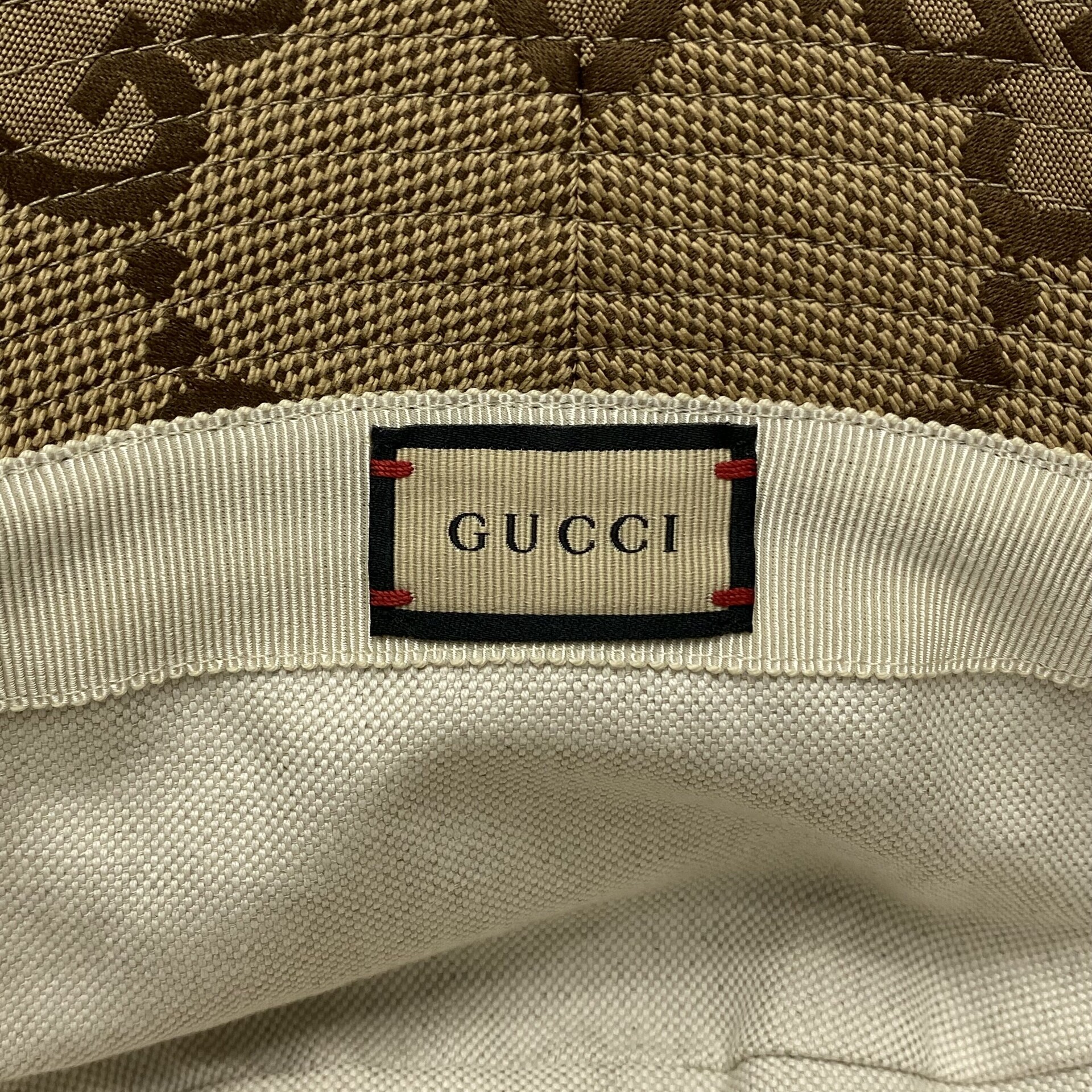 Chapéu Gucci Bucket GG