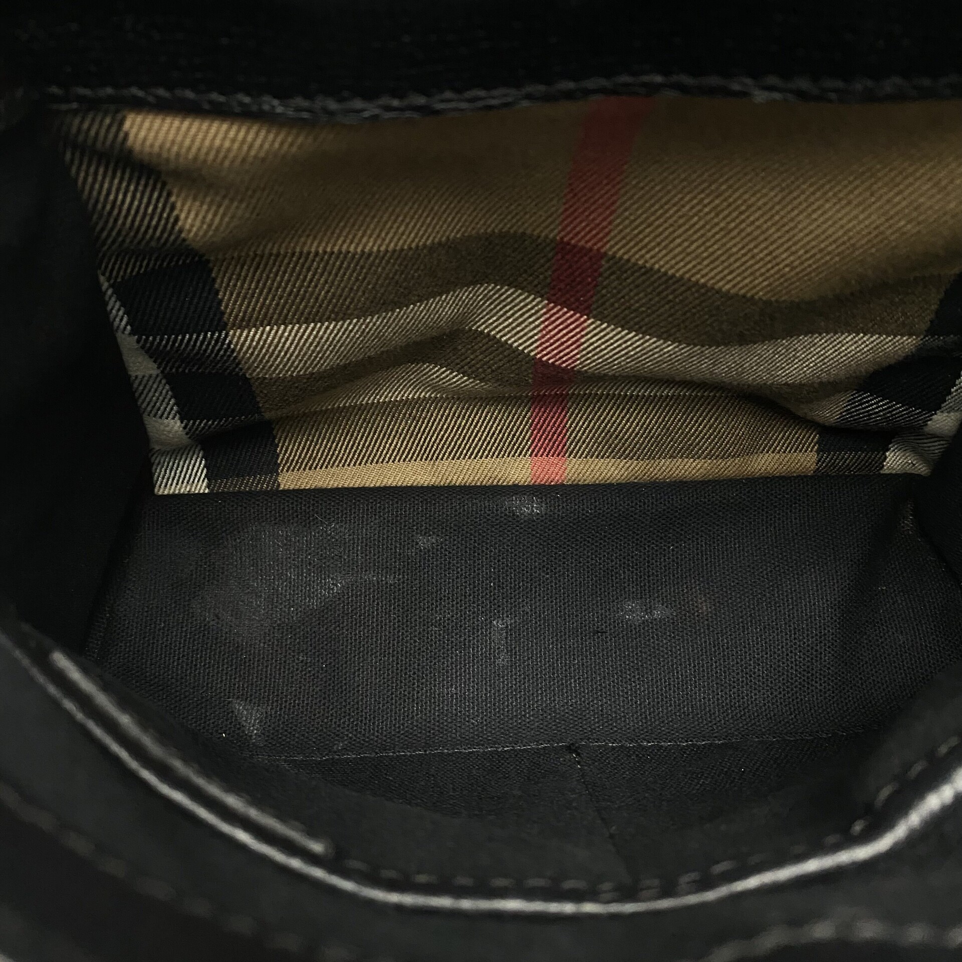 Bolsa Burberry Couro Preta
