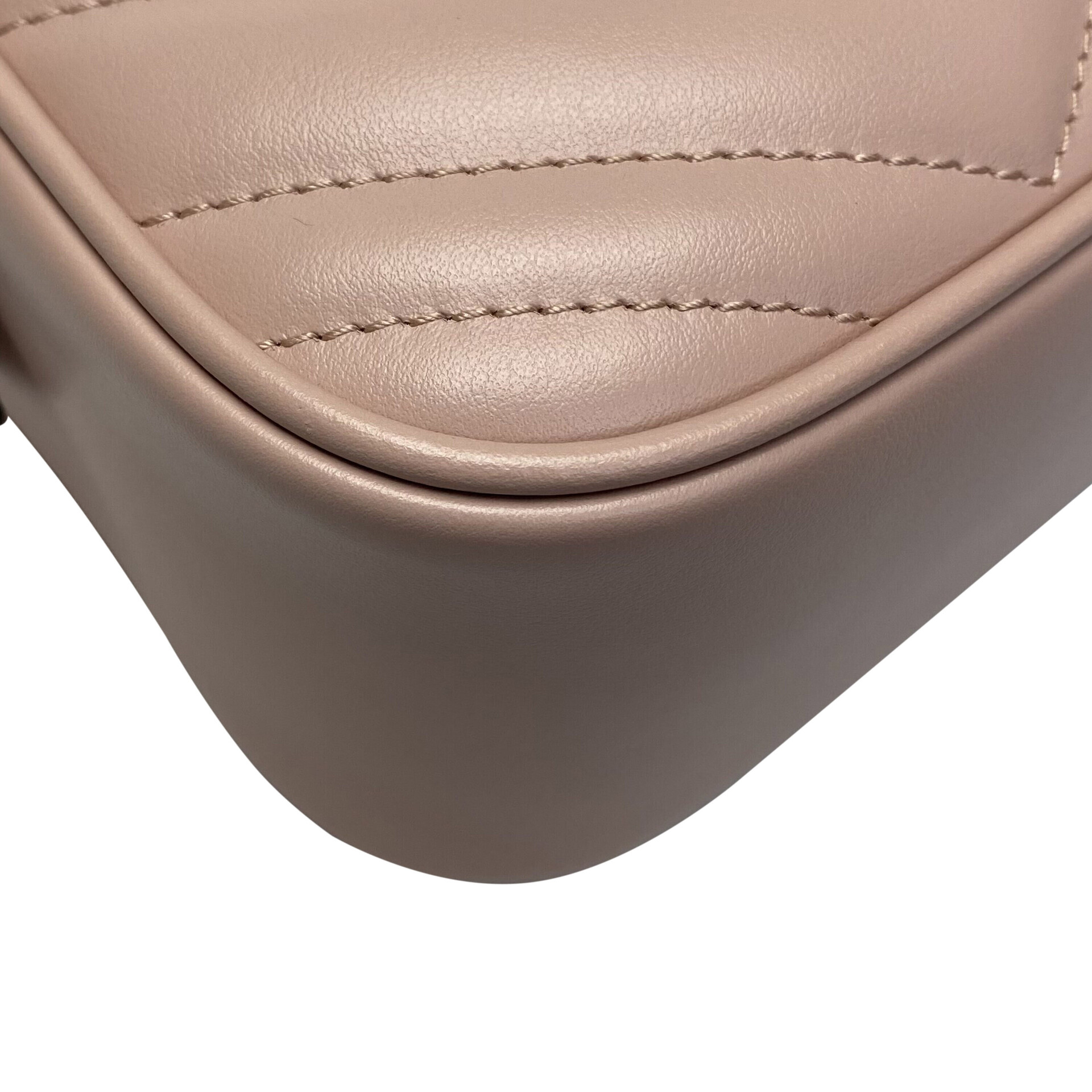 Bolsa Gucci GG Marmont Rosa