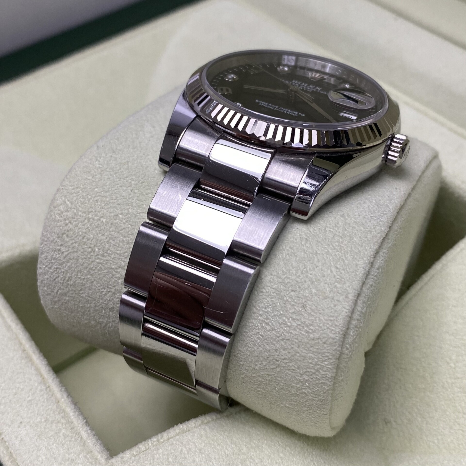 Relógio Rolex Oyster Perpetual Date - 115234