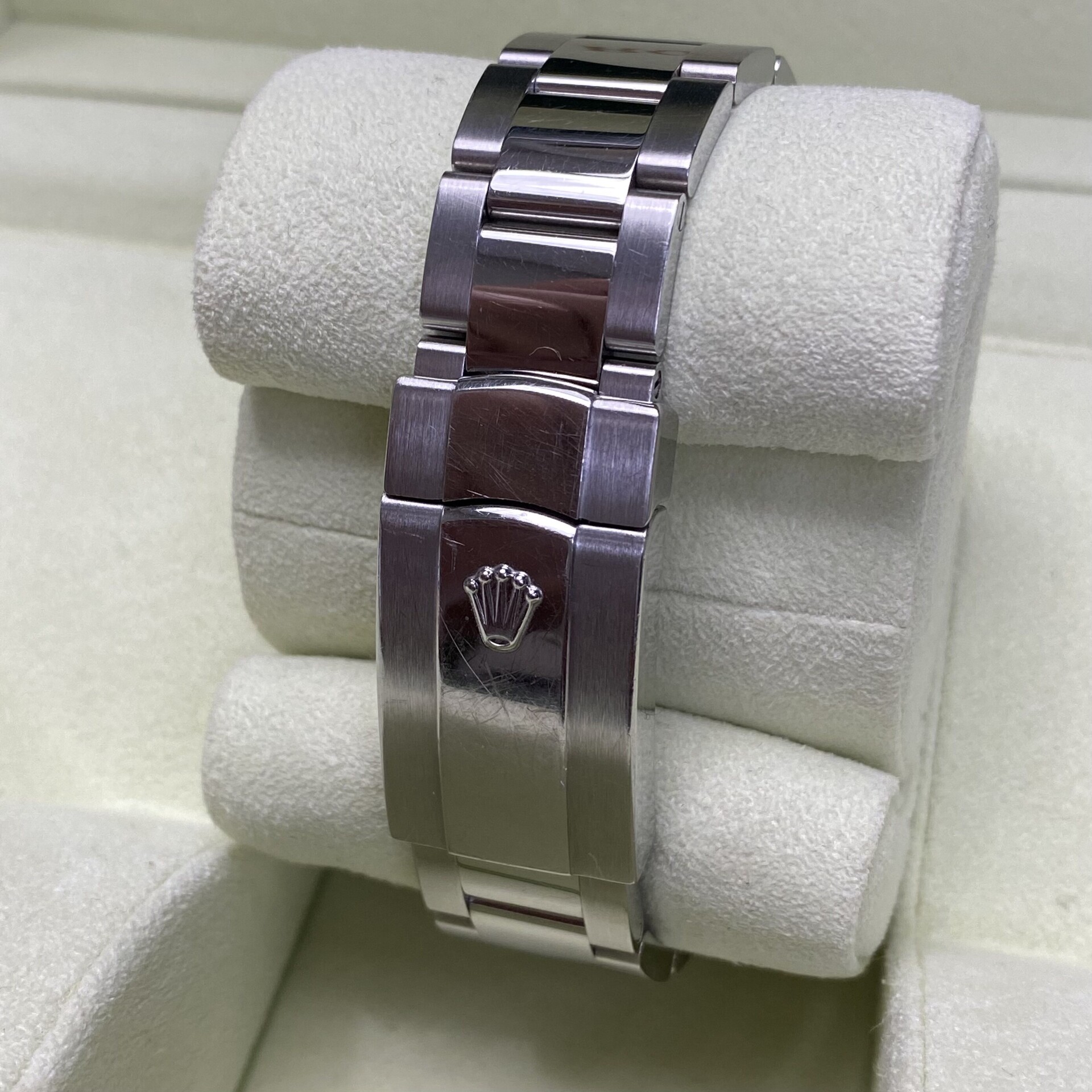 Relógio Rolex Oyster Perpetual Date - 115234