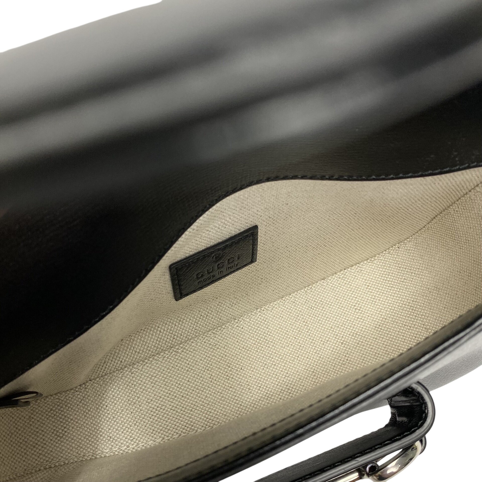 Bolsa Gucci Tiracolo Horsebit 1955 Preta