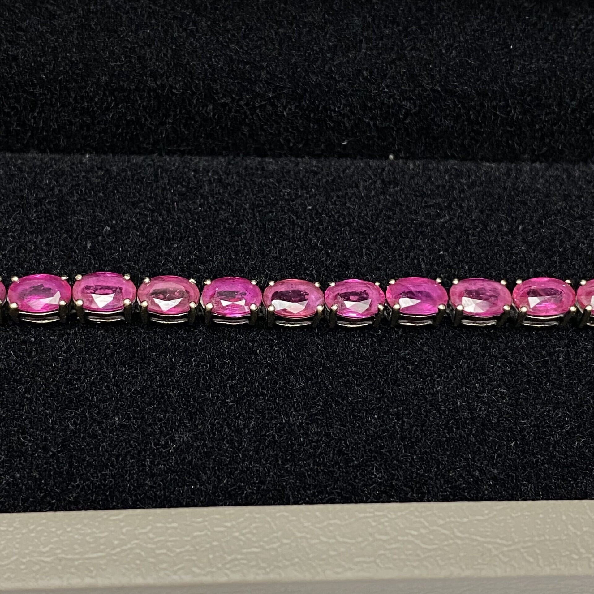 Pulseira Frattina Tennis Ouro Branco e Rubis