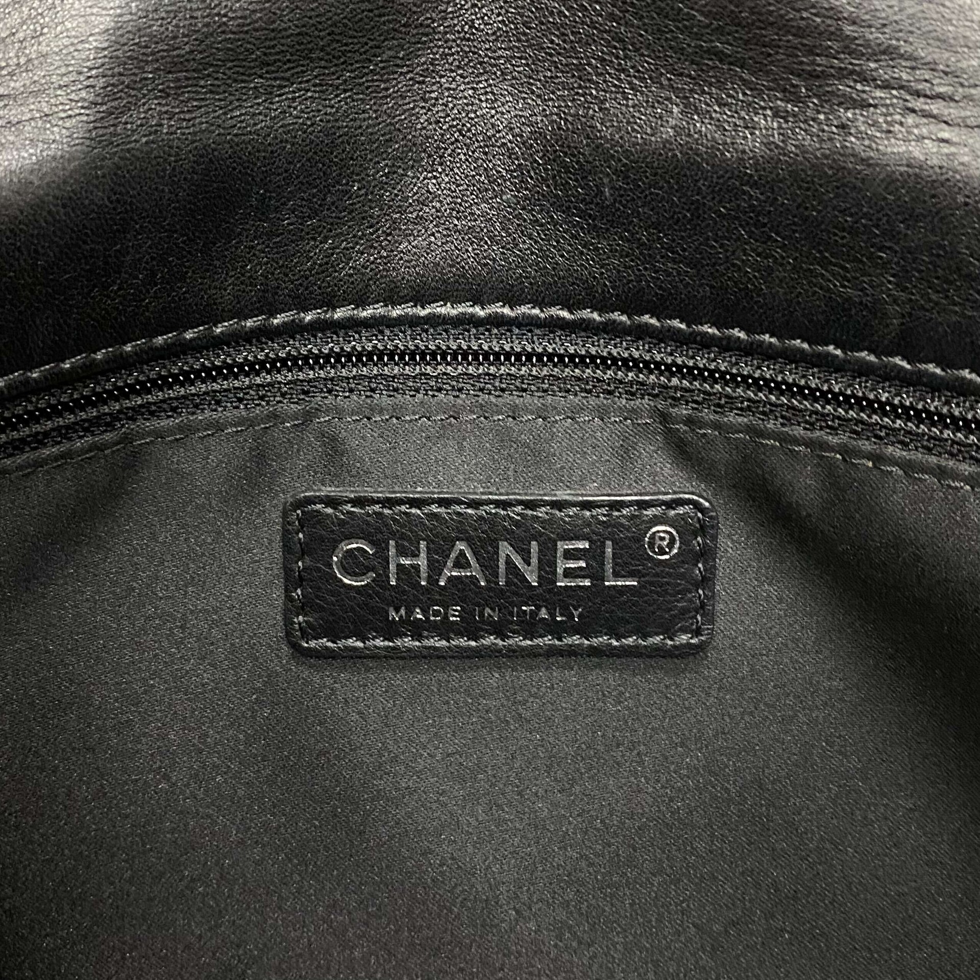 Bolsa Chanel Paetês Preta