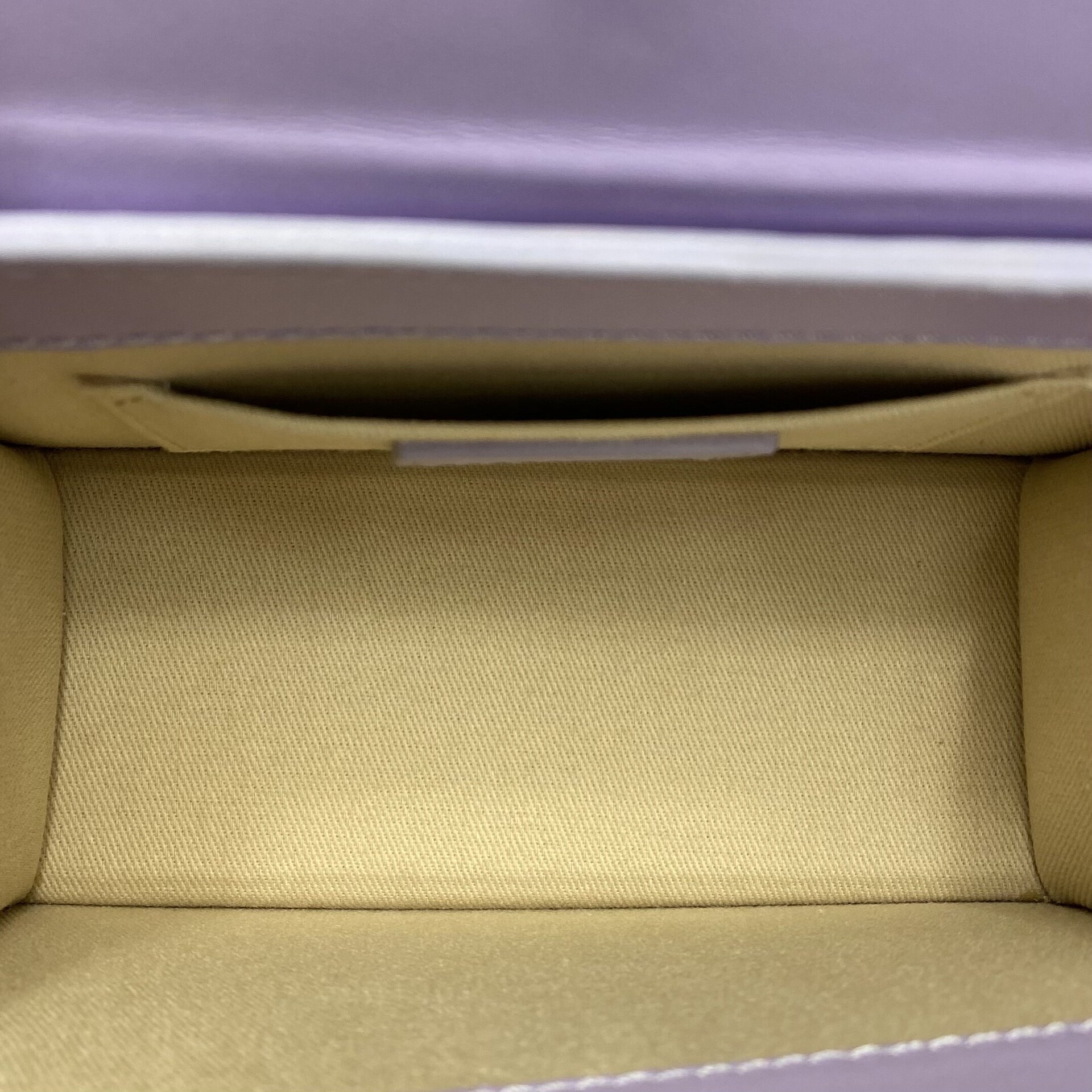 Bolsa Jacquemus Le Chiquito Lilás