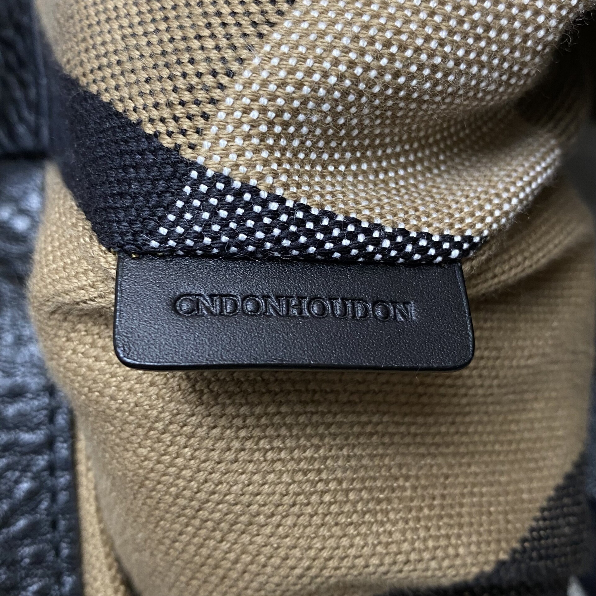 Bolsa Burberry Couro Preto