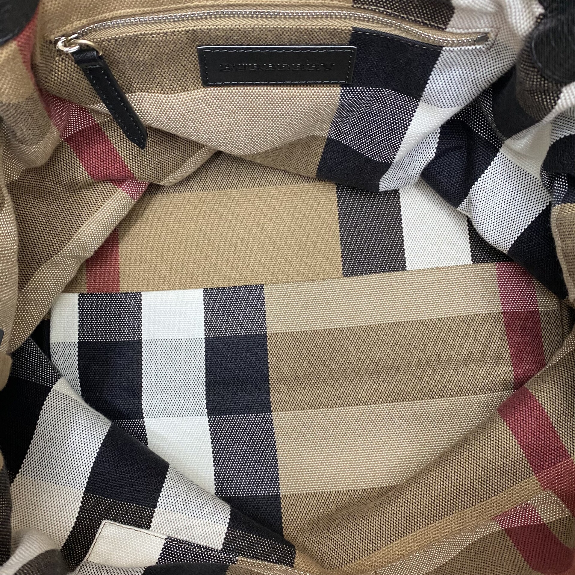 Bolsa Burberry Couro Preto