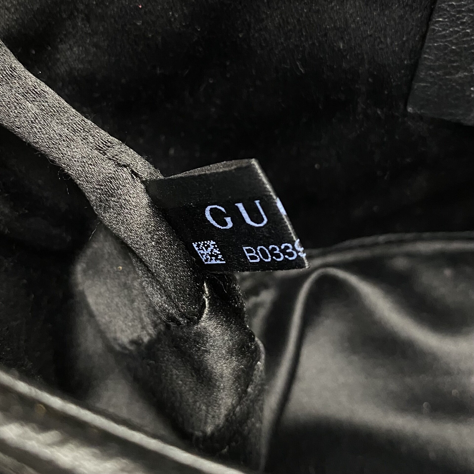 Bolsa Gucci GG Marmont Paetês