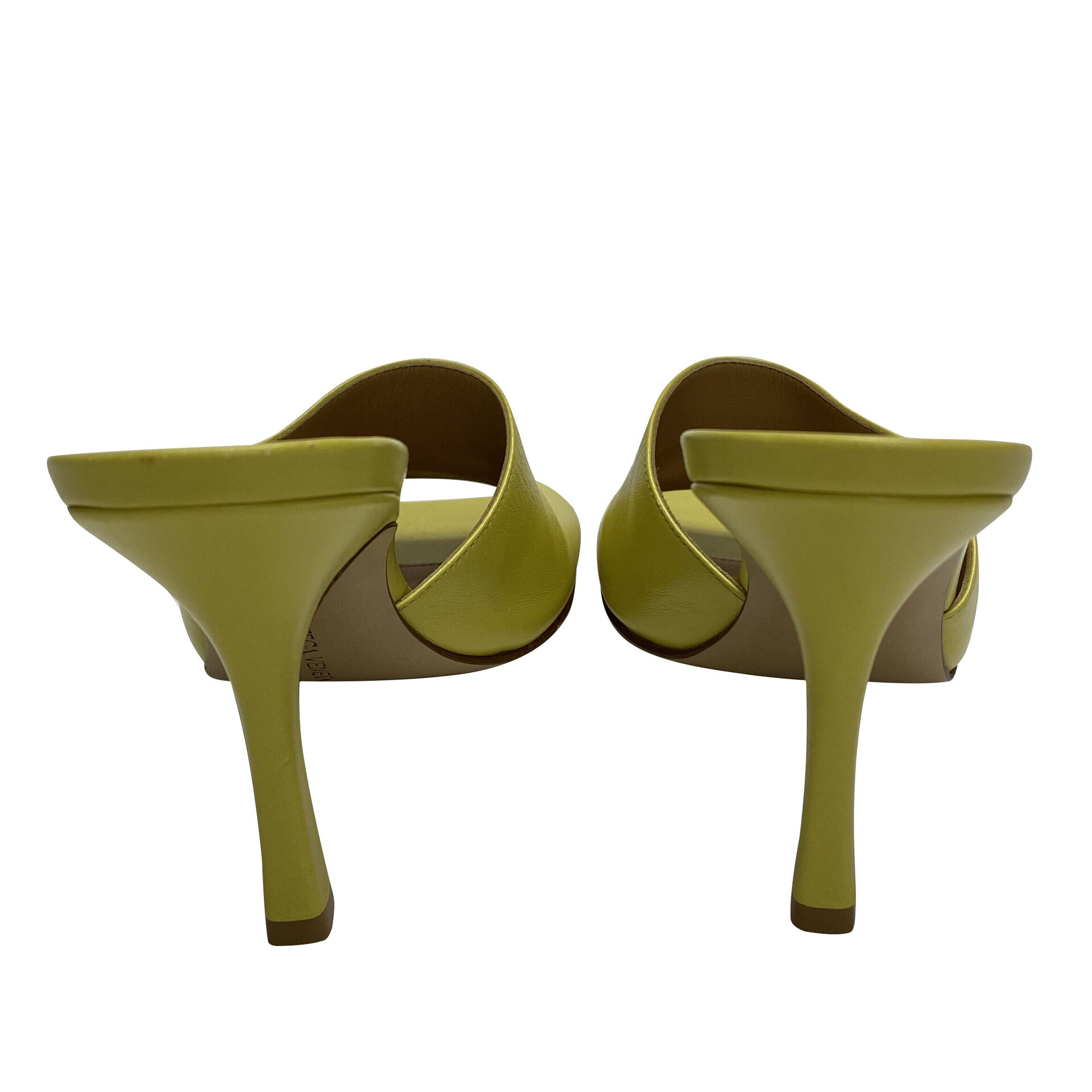Sandália Bottega Veneta Stretch Mule Couro Amarelo