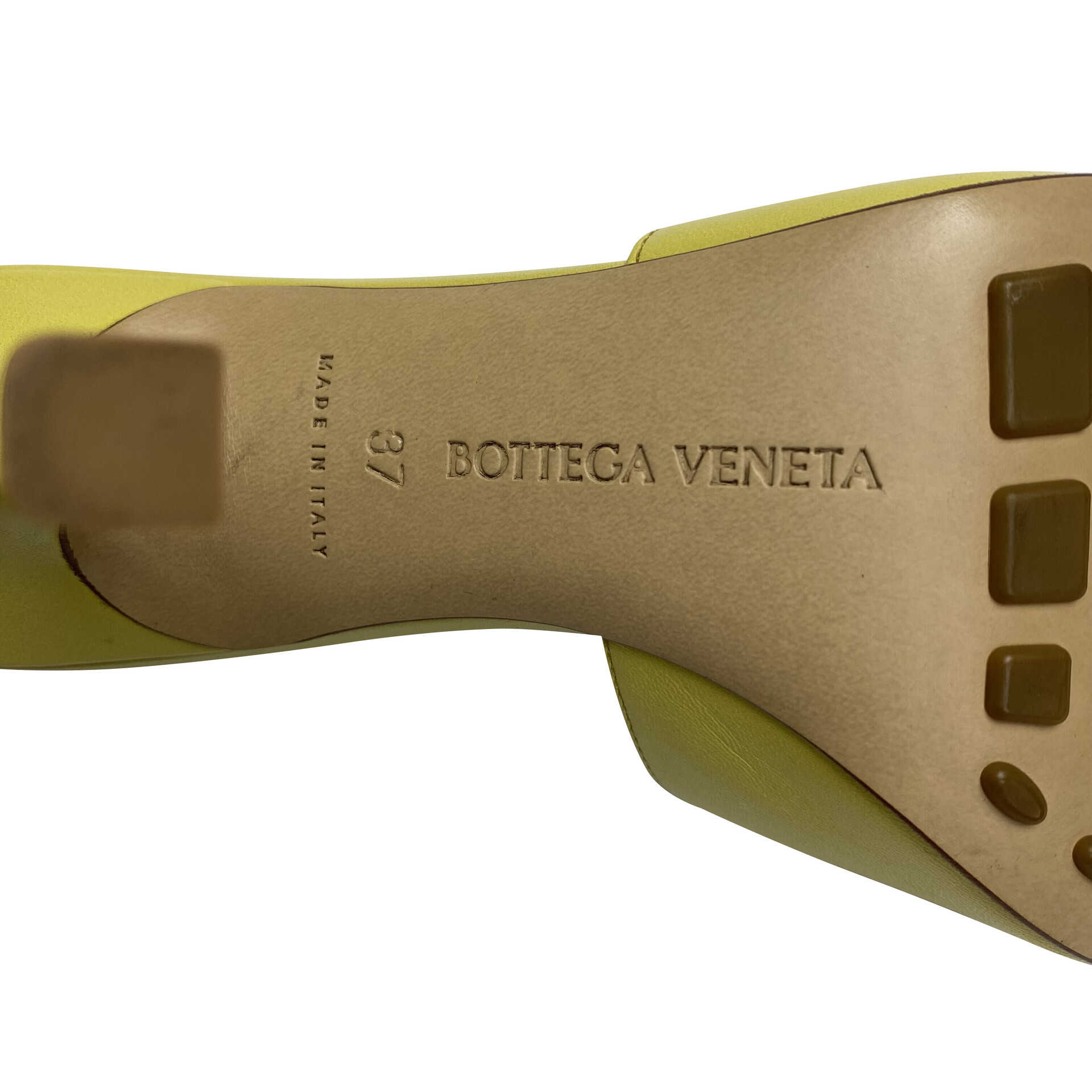 Sandália Bottega Veneta Stretch Mule Couro Amarelo