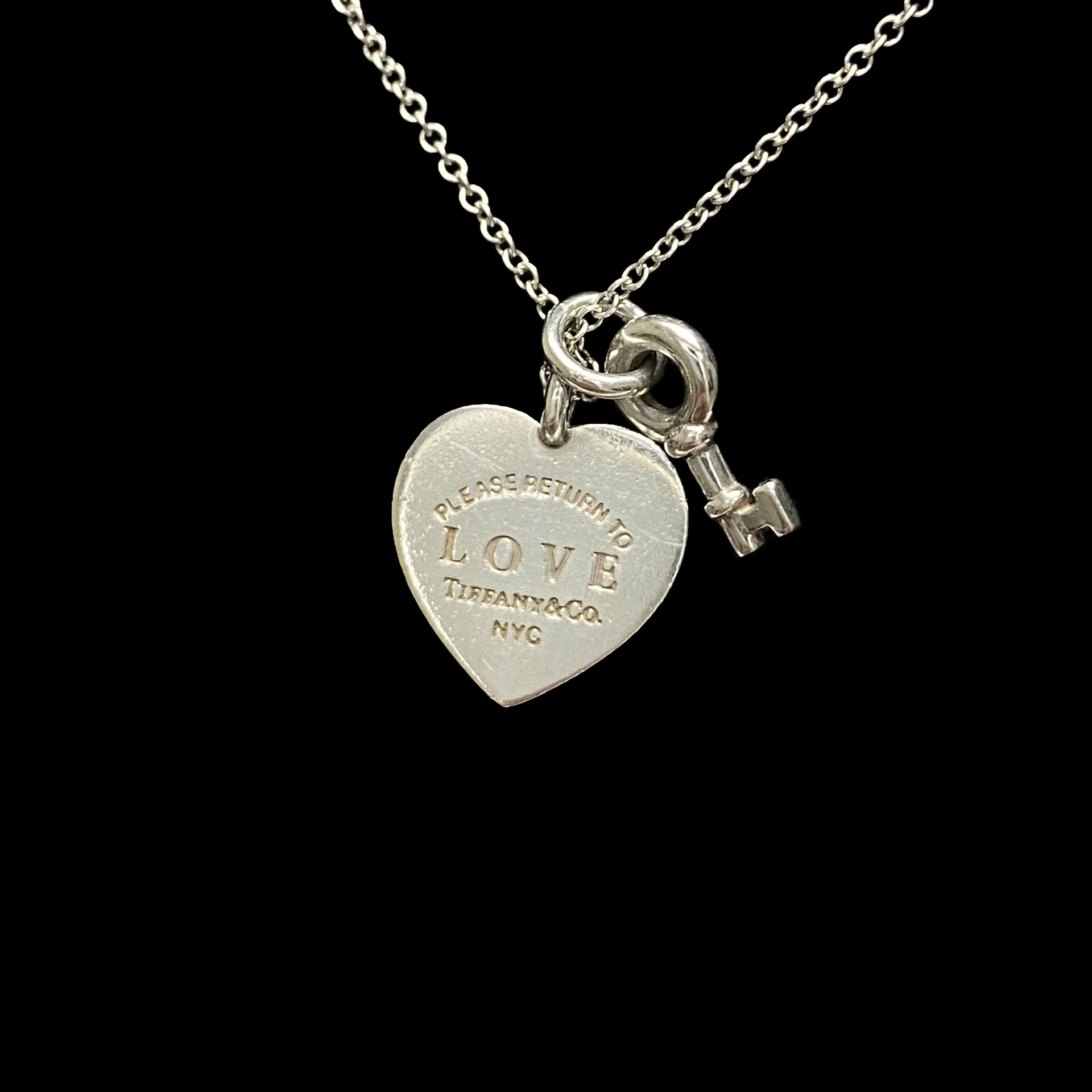 Colar Tiffany & Co. Prata Love Coração Prata