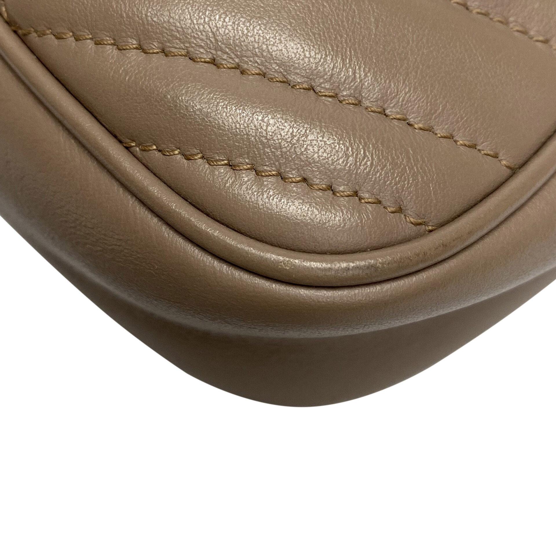 Bolsa Gucci GG Marmont Nude
