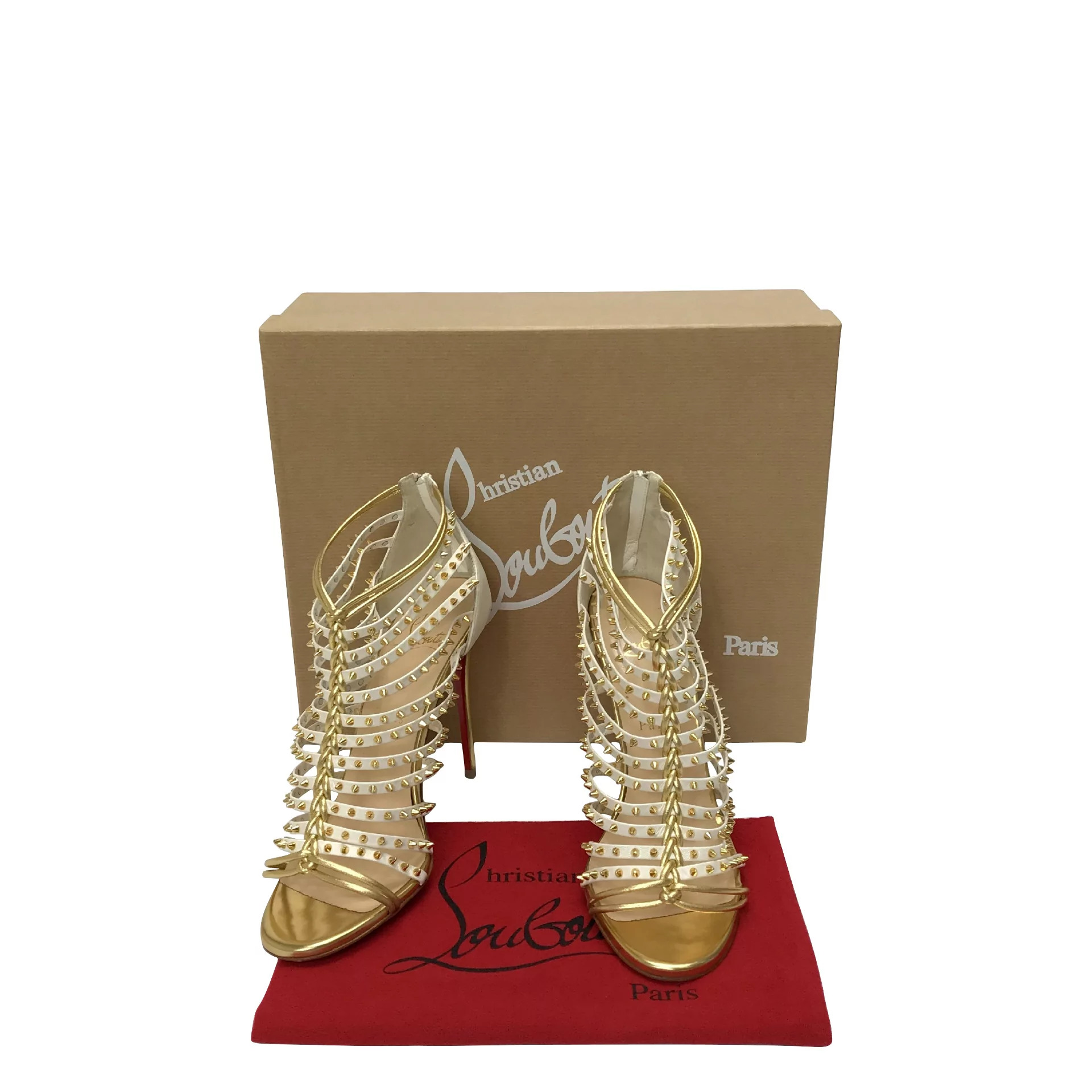 Sandália Christian Louboutin Tiras com Rockstuds