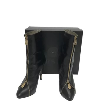 Bota Versace Couro Preto e Zíper Dourado