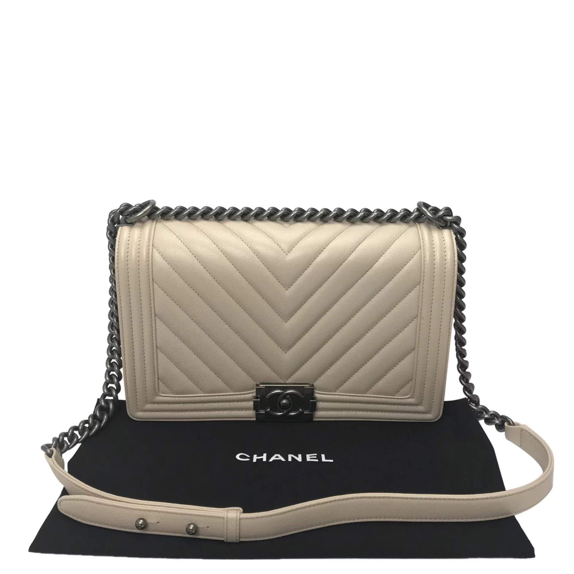 Bolsa Chanel Boy Creme