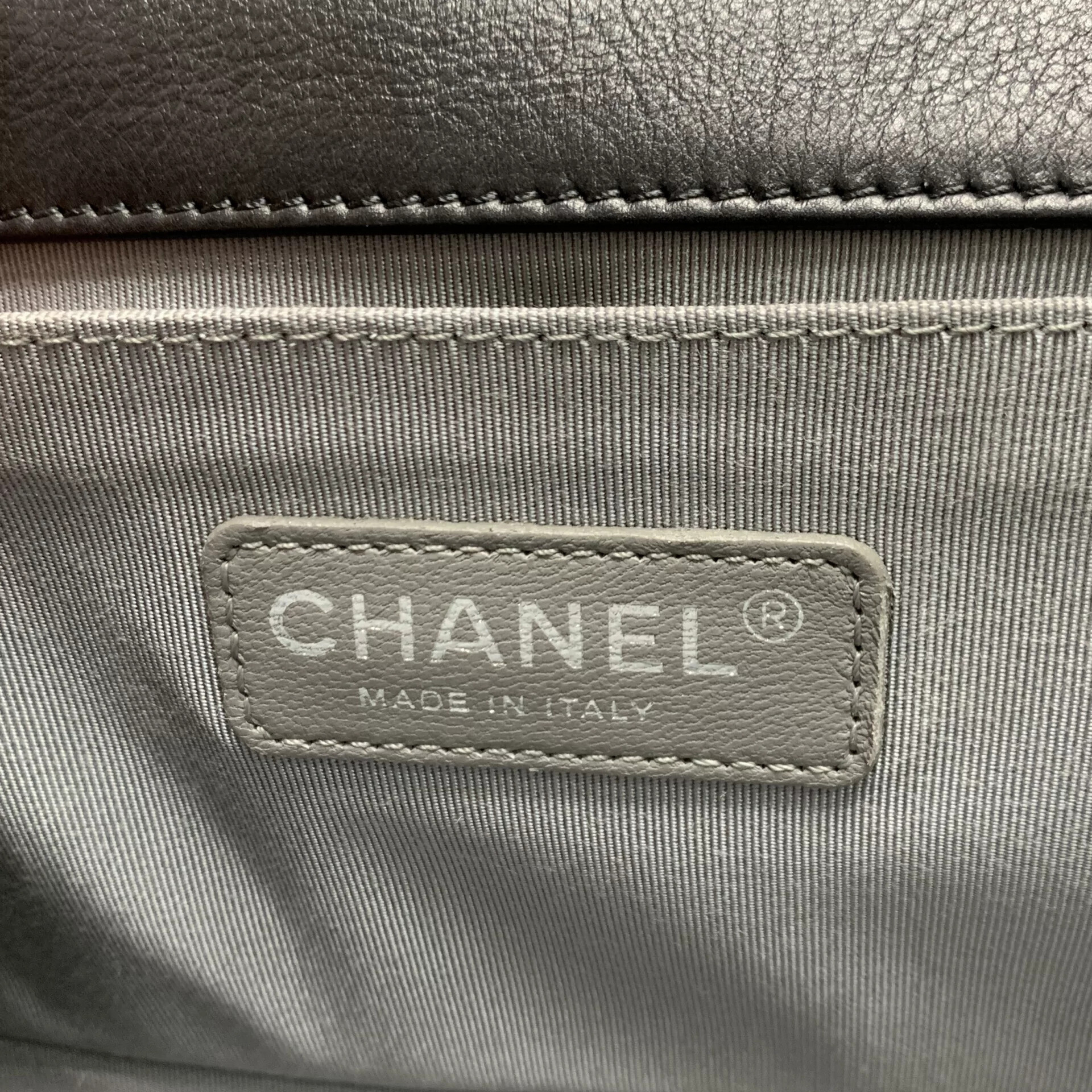 Bolsa Chanel Le Boy Preta