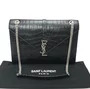 Bolsa Yves Saint Laurent Envelope Croco Preta