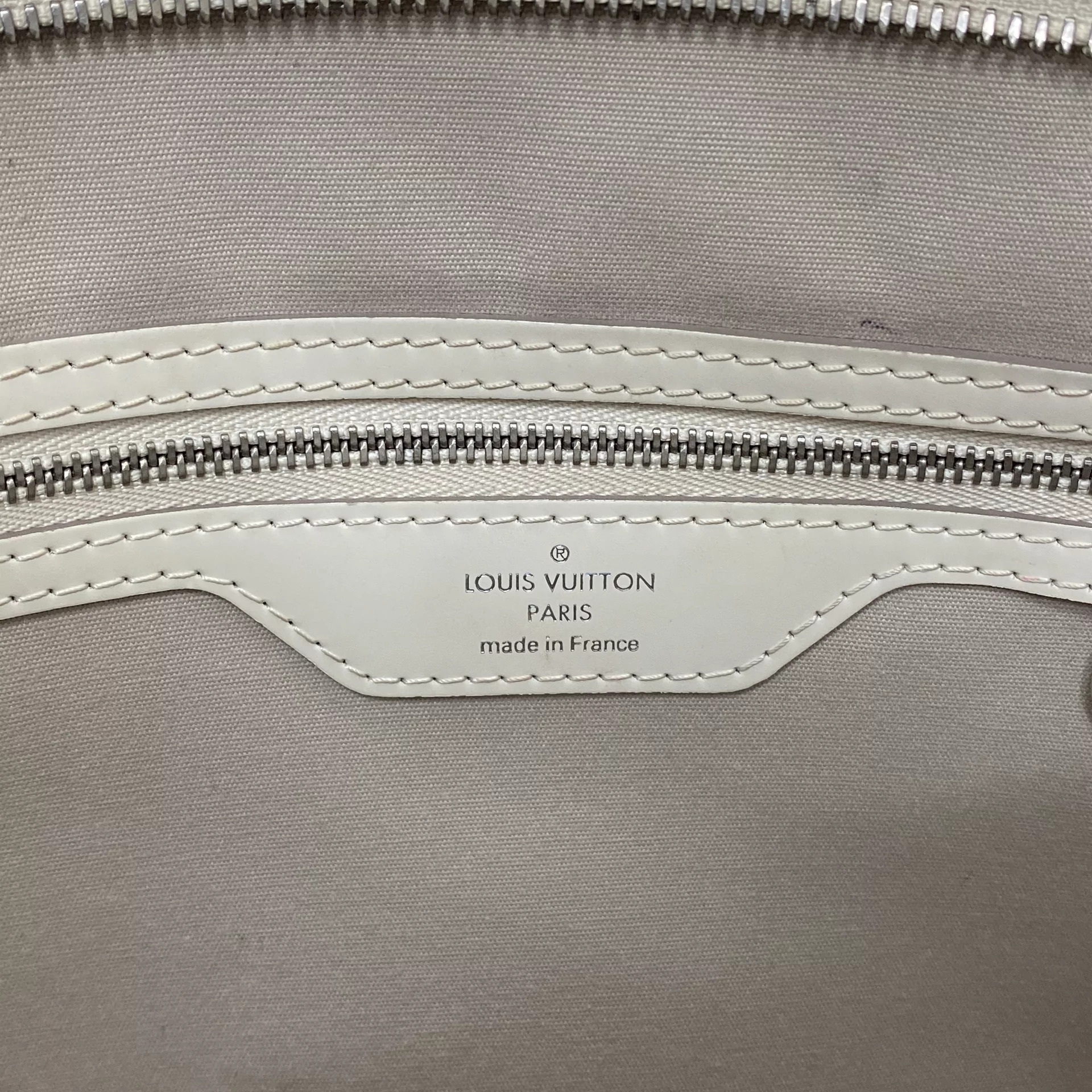 Bolsa Louis Vuitton Couro EPI Branco