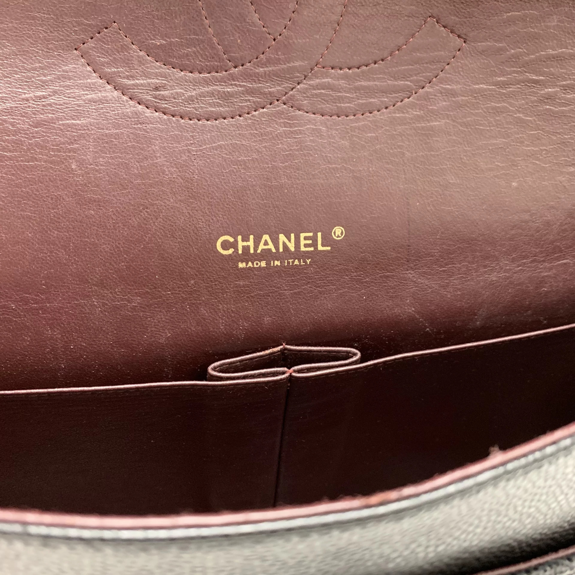Bolsa Chanel Classic Flap Maxi Preta