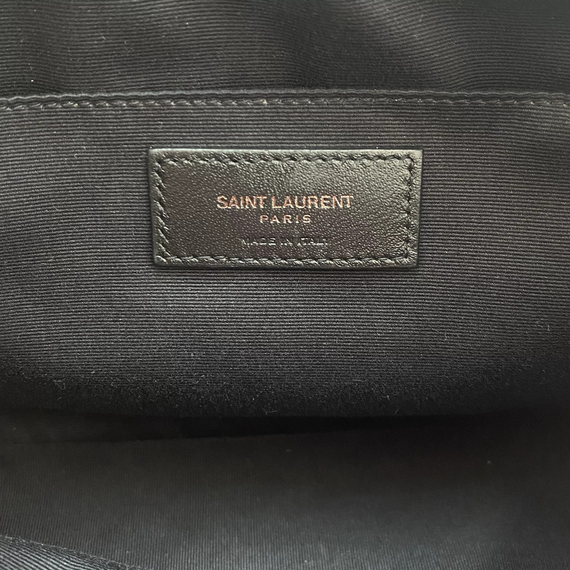 Bolsa Saint Laurent Lou Vermelha