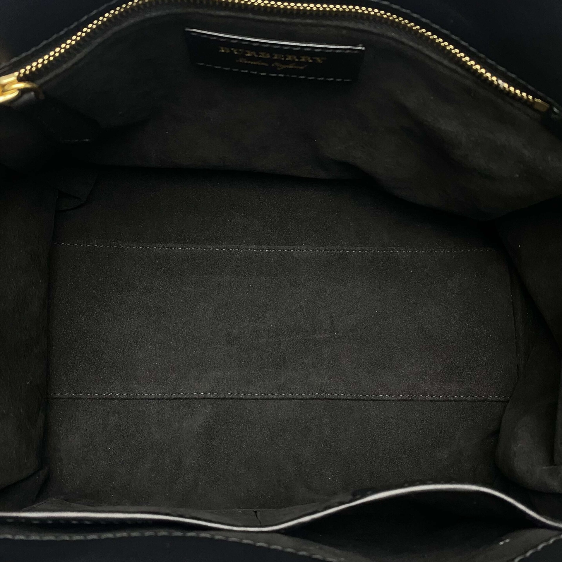 Bolsa Burberry Camurça e Píton