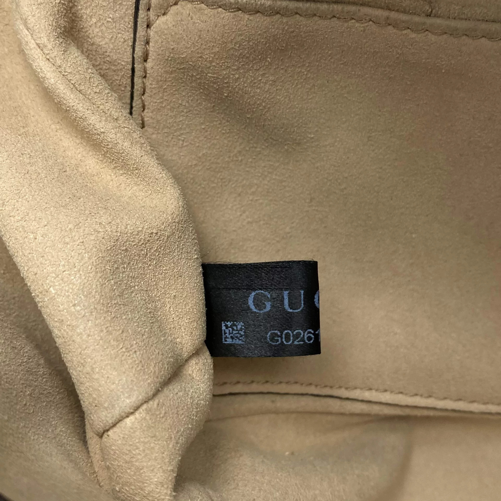 Bolsa Gucci GG Marmont Mini