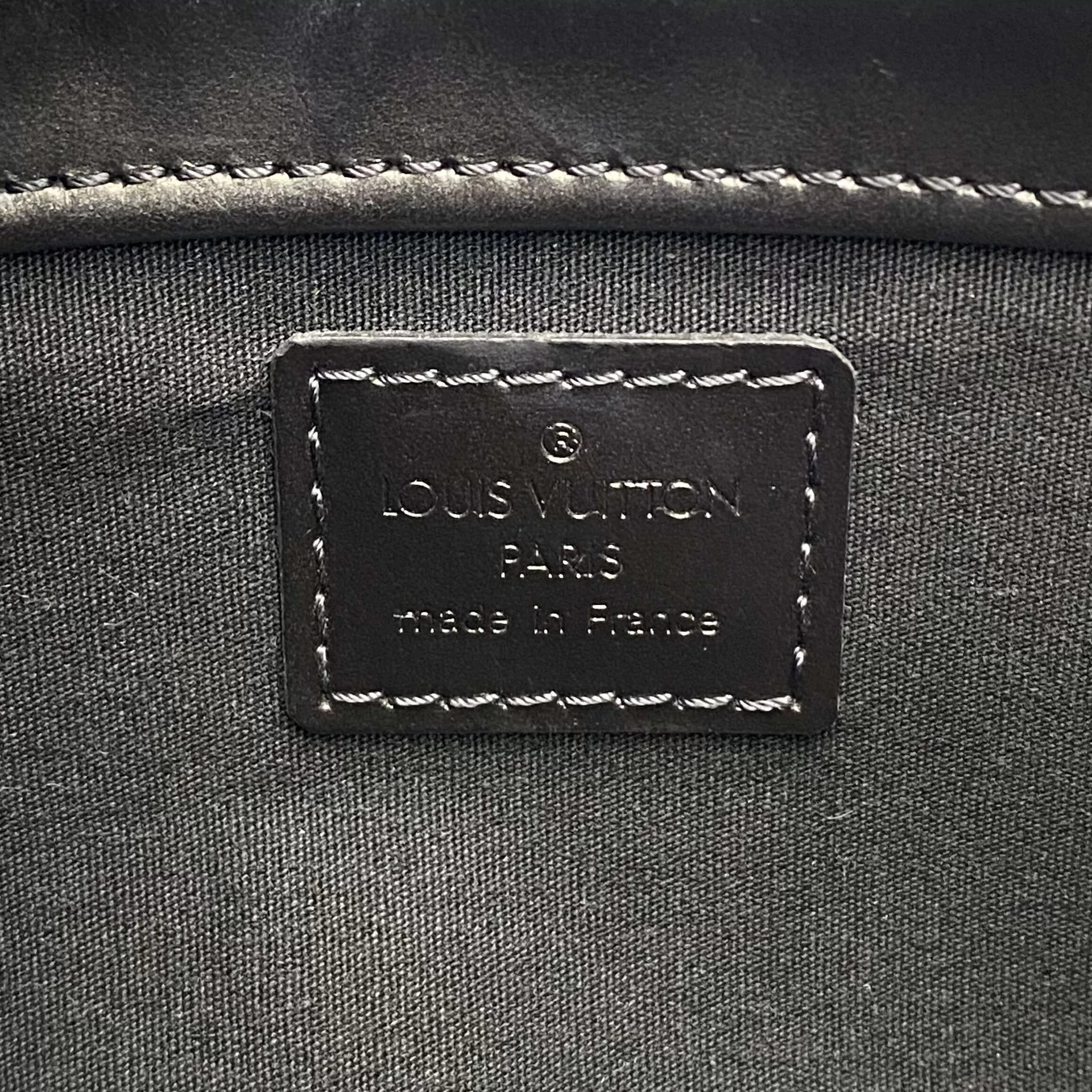 Bolsa Louis Vuitton Mat Fowler Noir