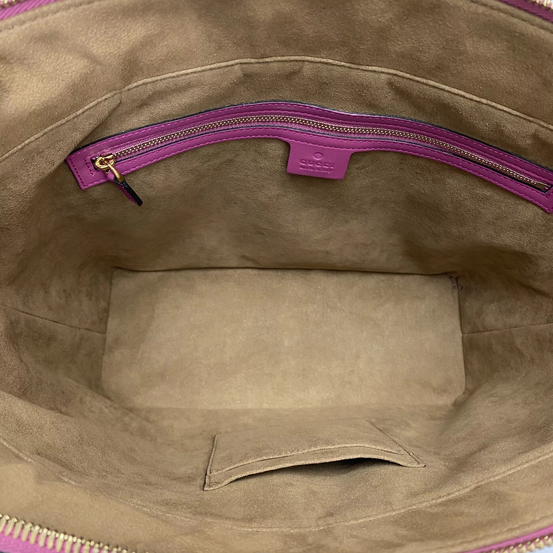 Bolsa Gucci GG Supreme Tote