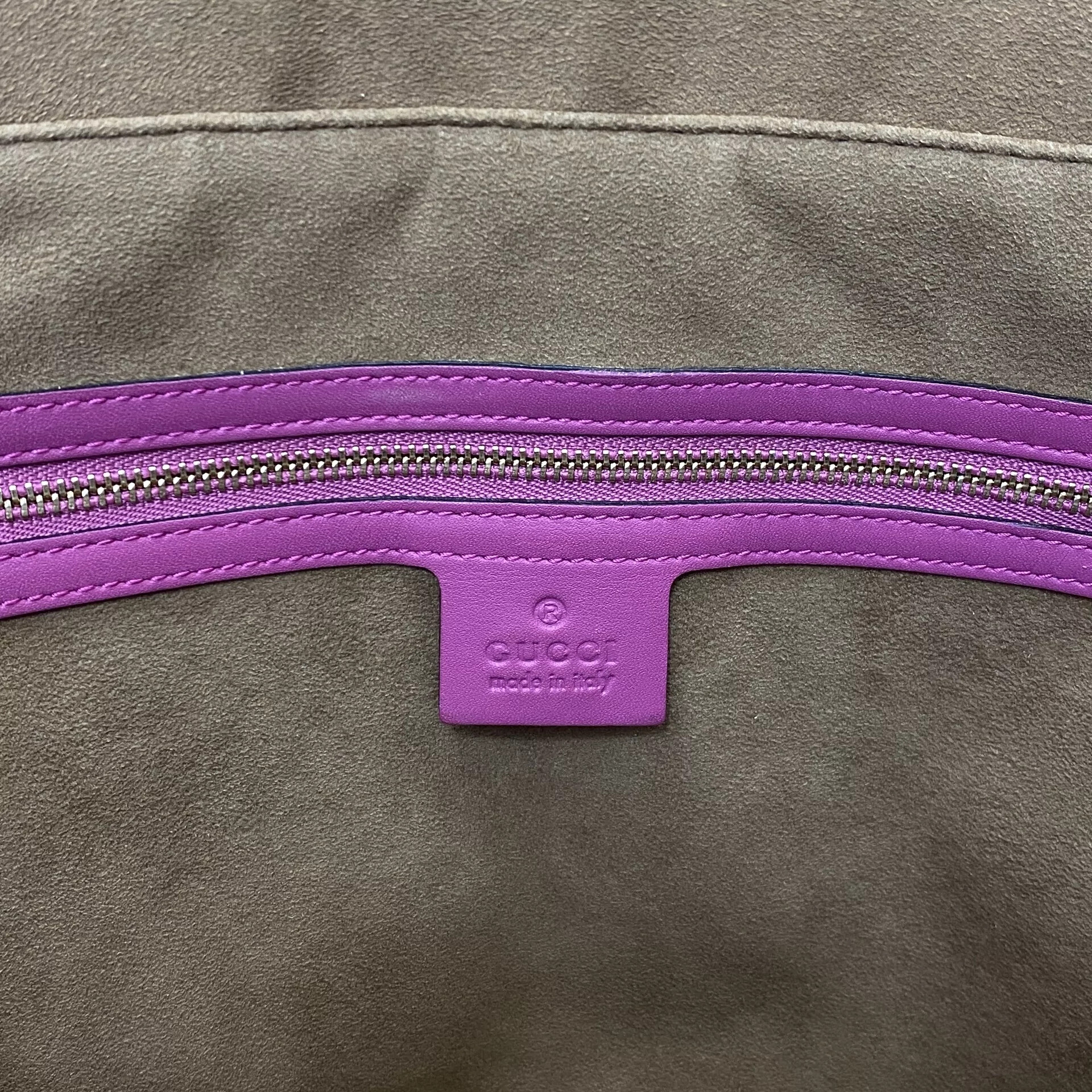 Bolsa Gucci GG Supreme Tote