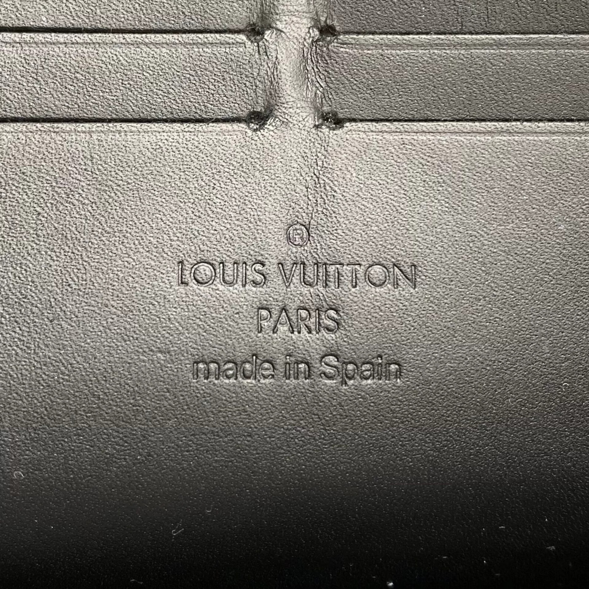 Carteira Louis Vuitton Couro Preta